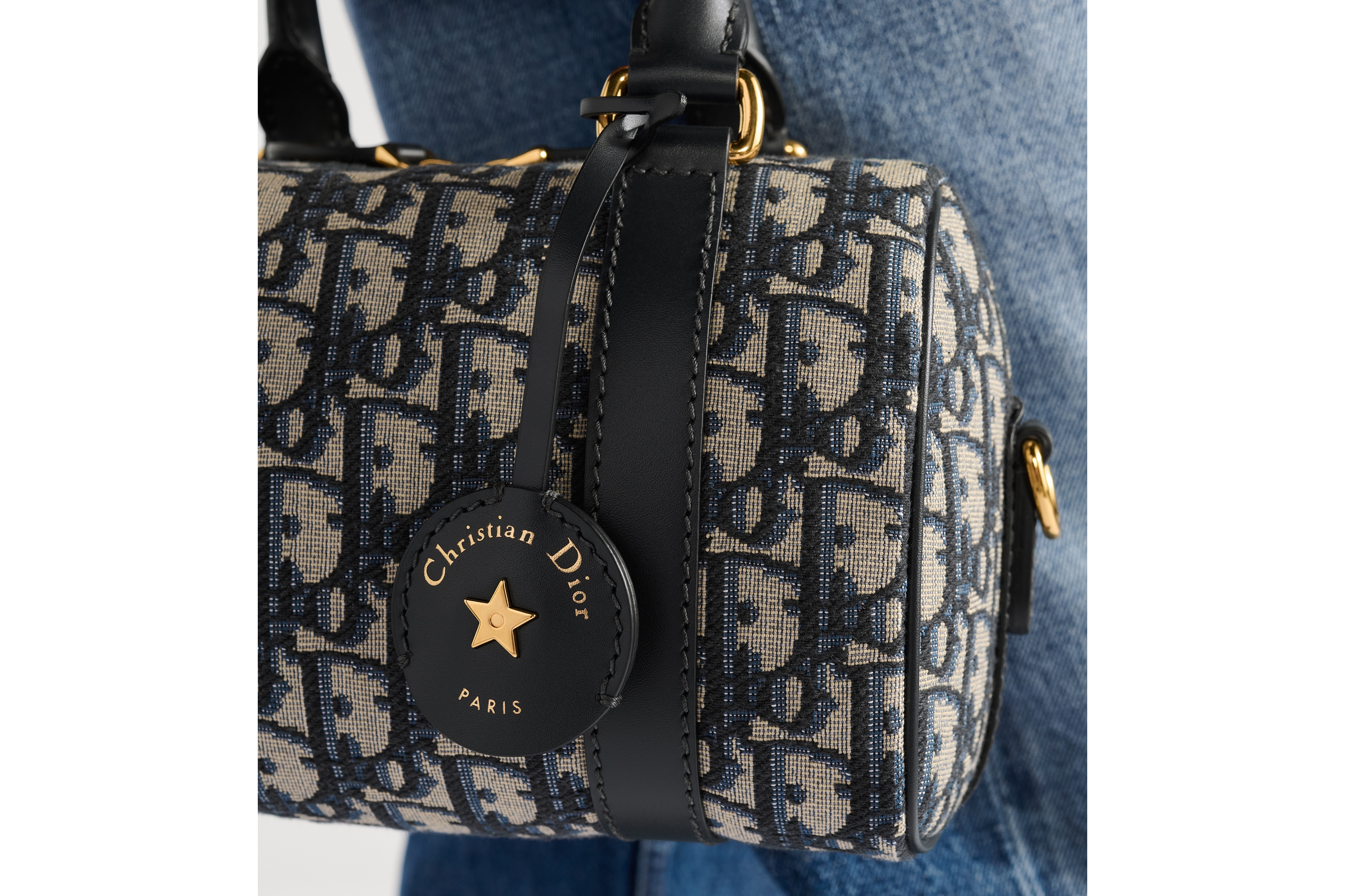 Look Soft Dior Groove 20 Bag Blue Dior Oblique Jacquard E17