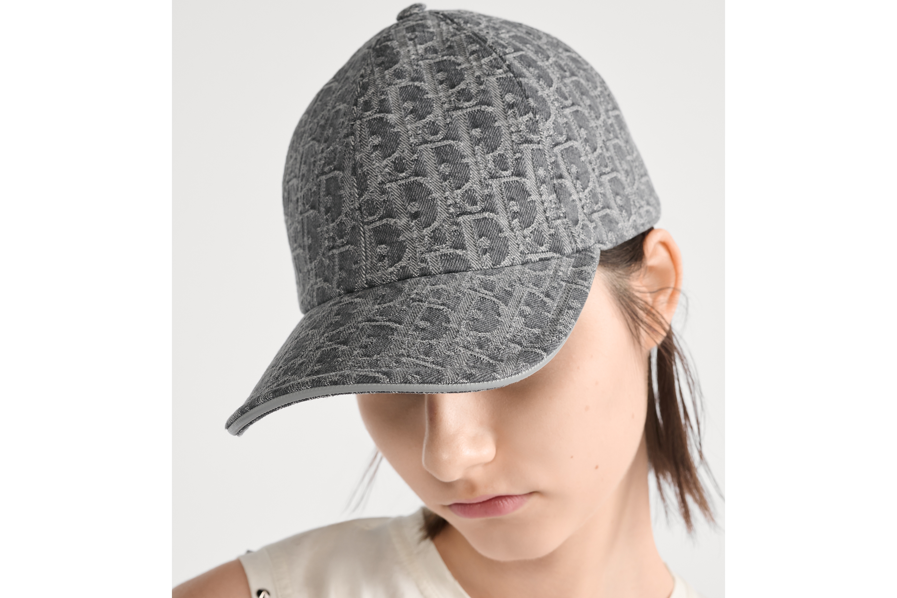 Look Dior Oblique D-Player Cap Anthracite Gray Stonewashed Denim Jacquard E08