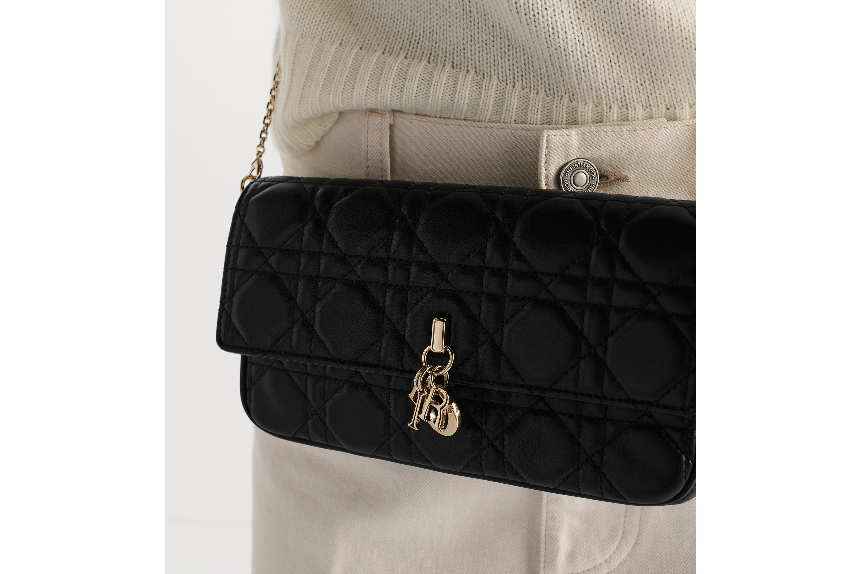 Look Pochette à chaîne My Dior Cuir d'agneau Cannage noir E17