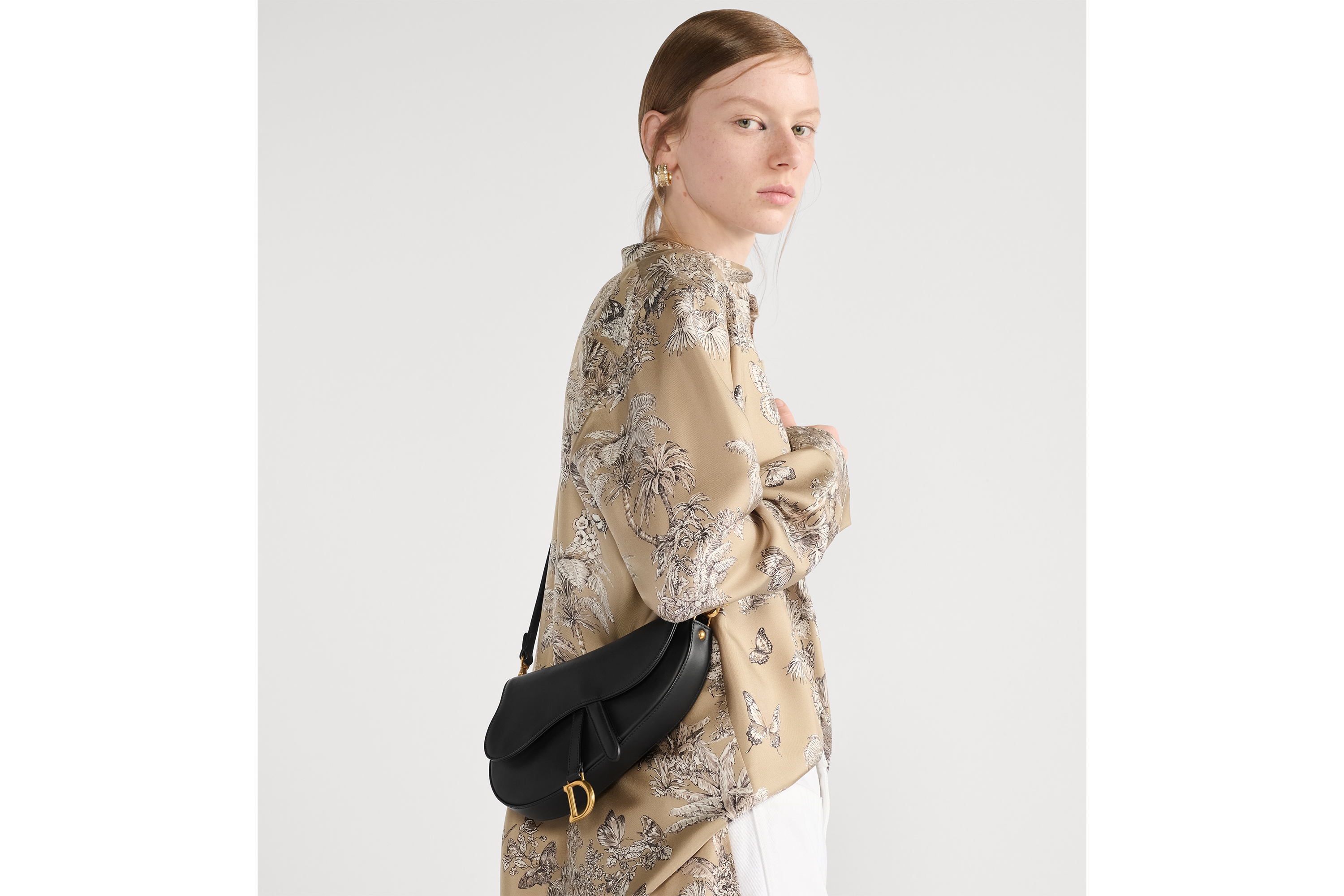 Small Saddle Multicarry Bag with Strap