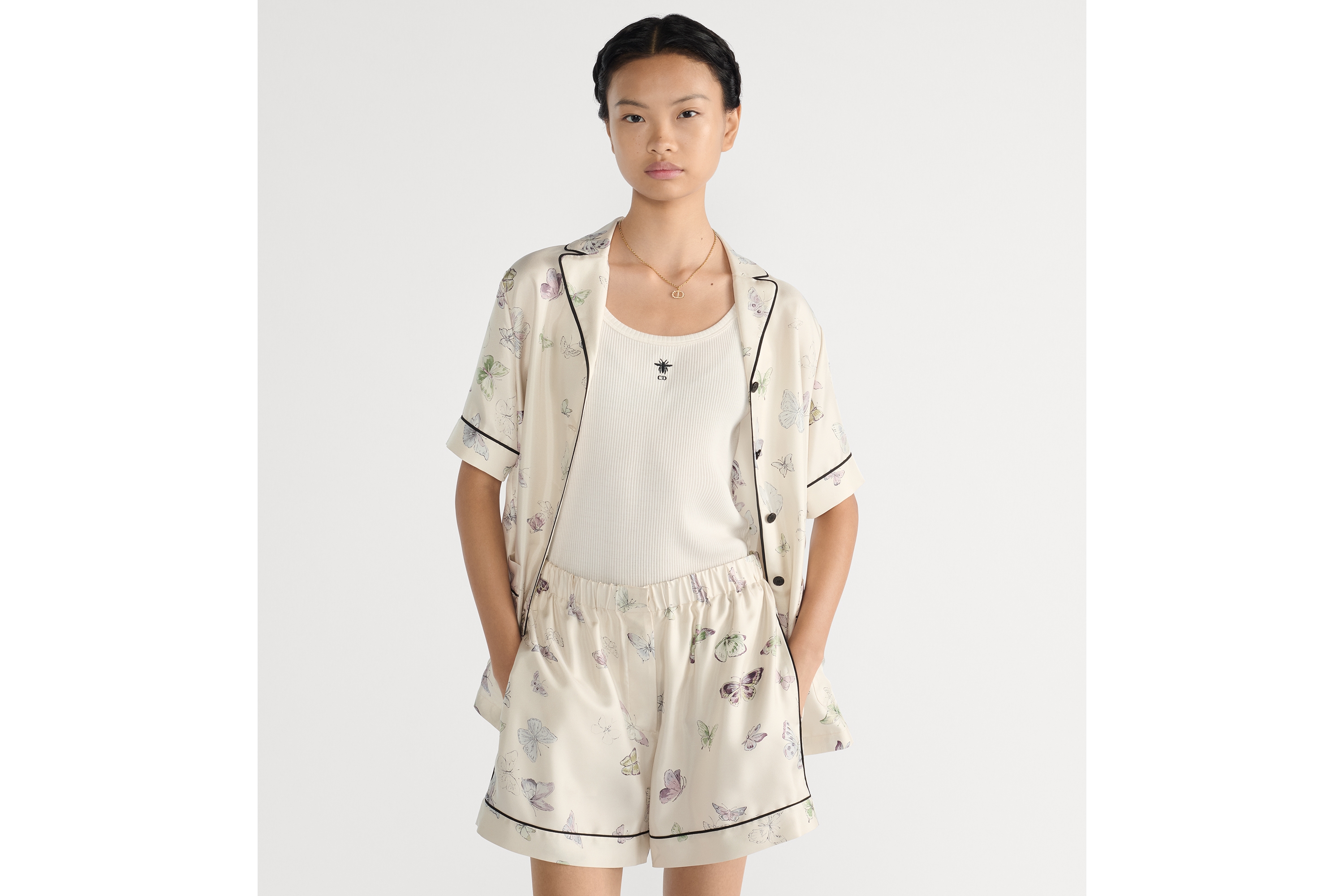 Look Shorts Ecru Silk Twill with Multicolor Butterfly Motif E04