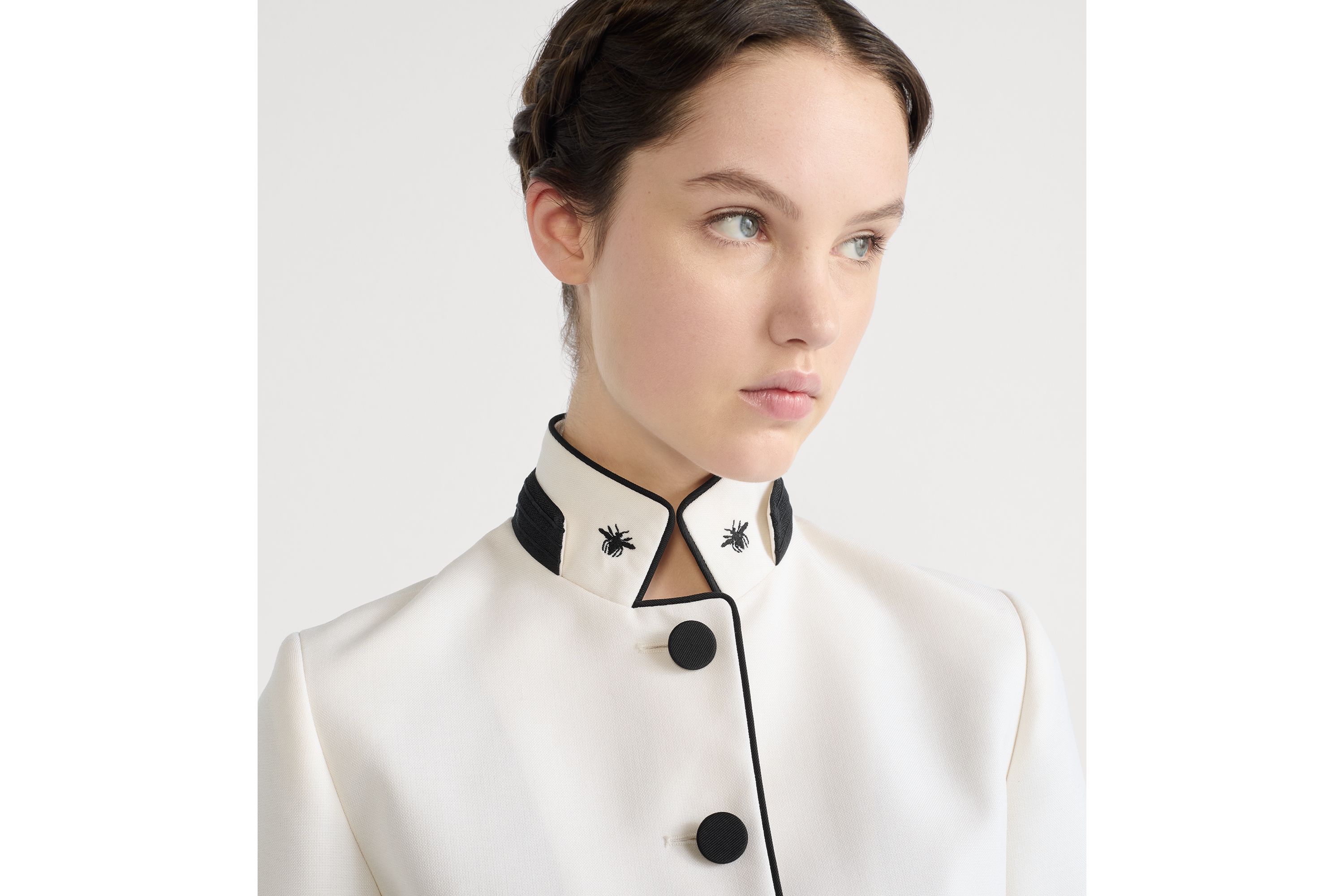 look_image_alt_prefix Kort jasje Ecru wol en mohair E12