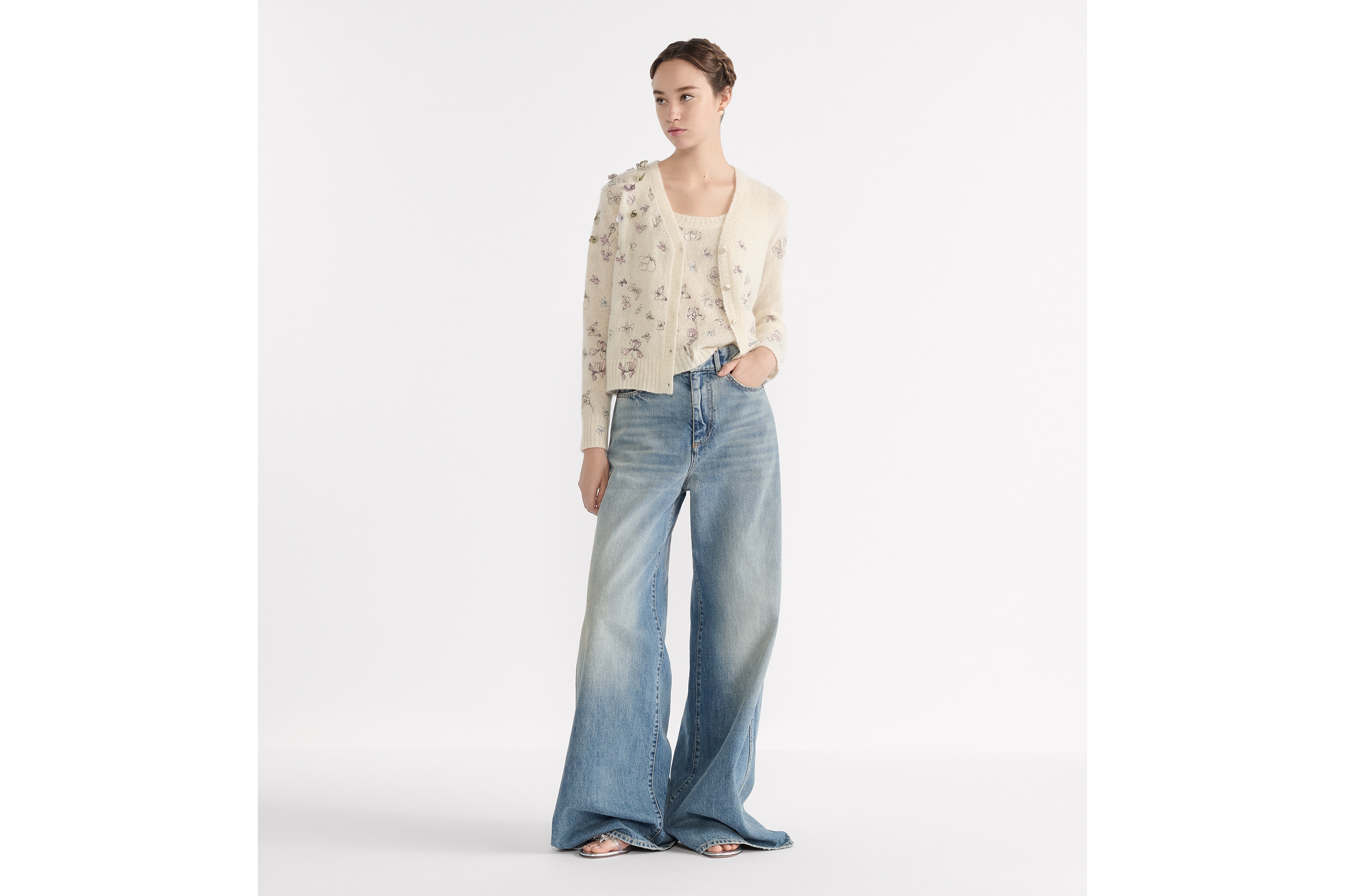 Look Embroidered Twinset White Alpaca, Cashmere and Silk Knit with Multicolor Butterflies & Iris Motif E01