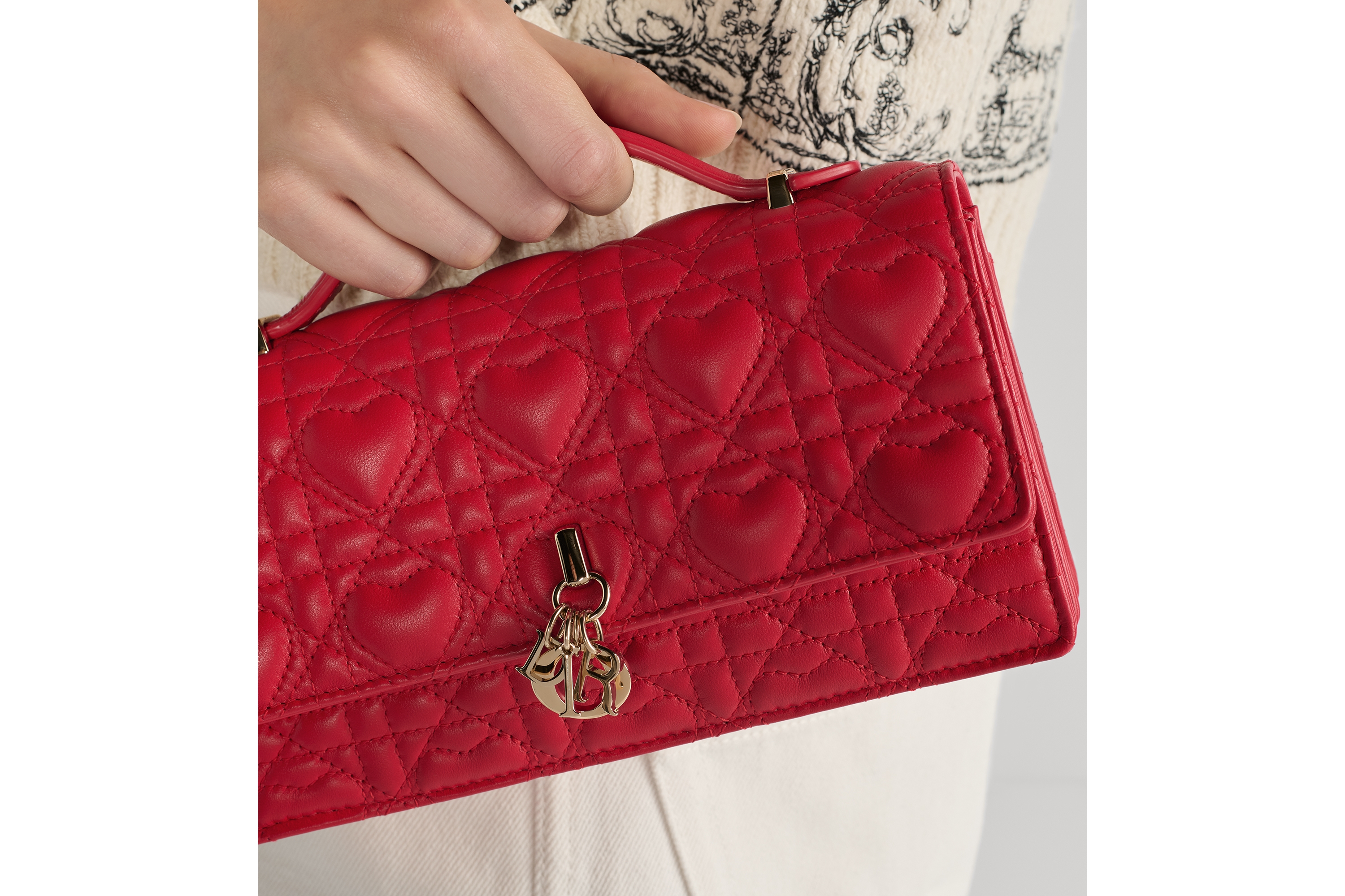 Look My Dior Mini Bag Monsignore Red Cannage Lambskin with Heart Motif E11