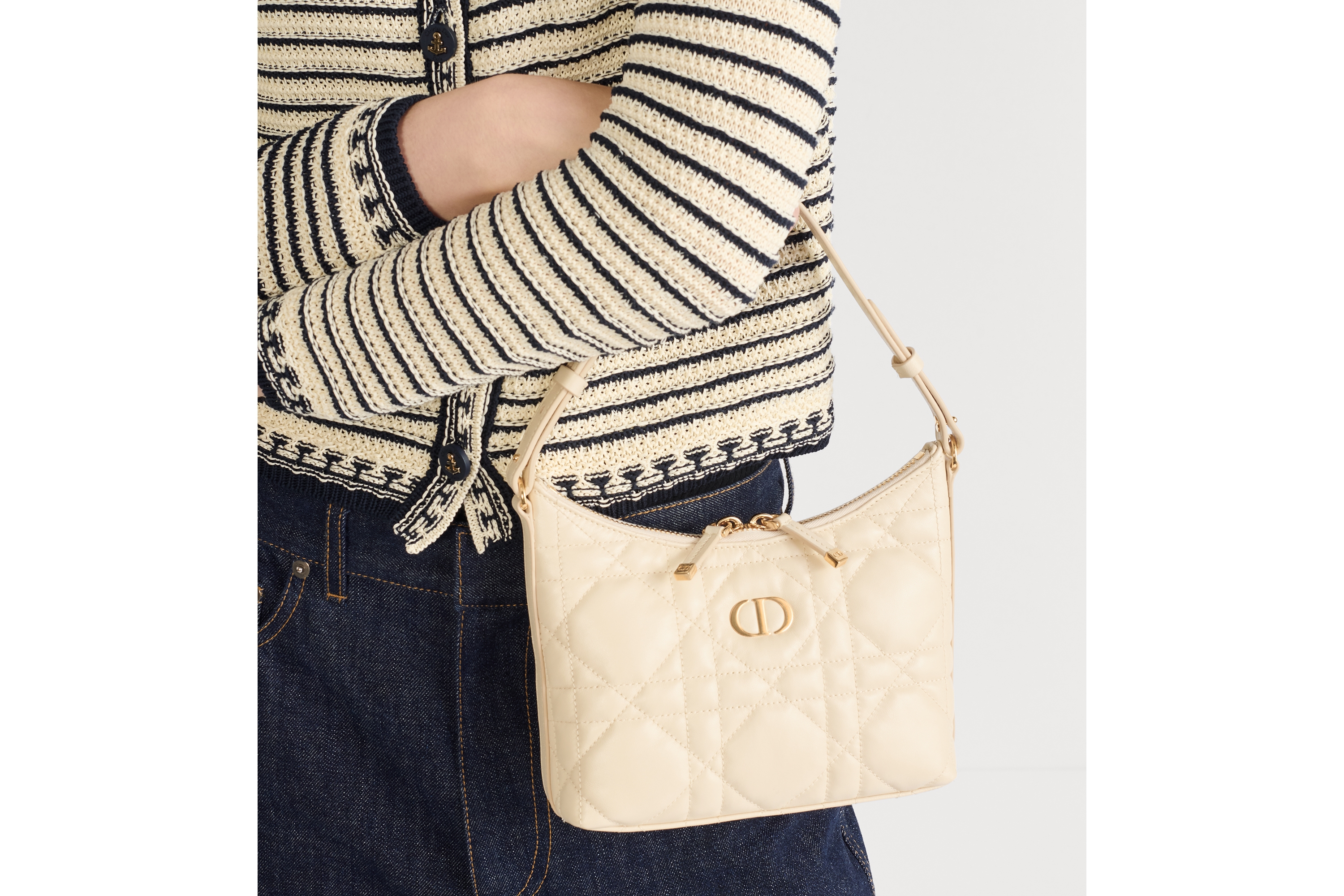 Look Miss Caro Diorling Mini Bag with Chain Light Beige Macrocannage Lambskin E11