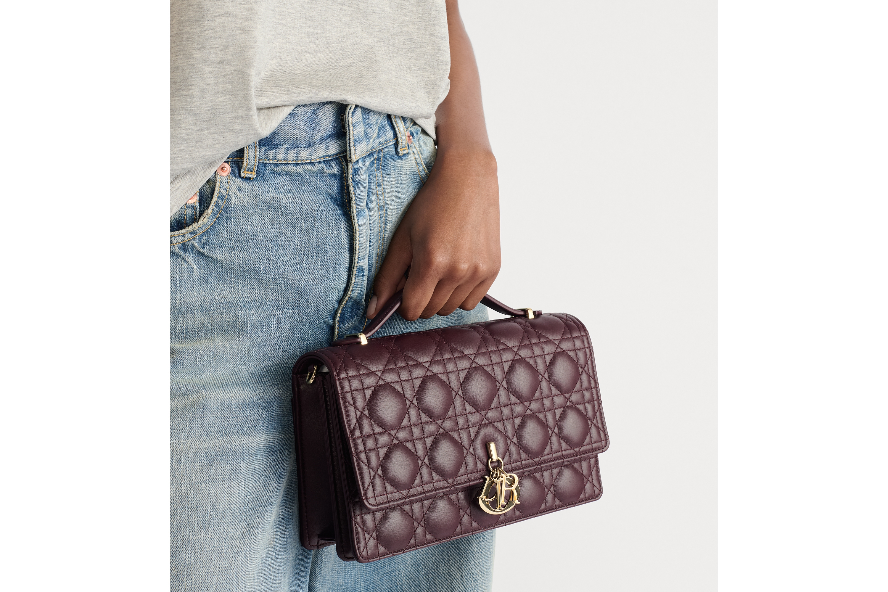 حقيبة My Dior Top Handle جلد الخروف مع نمط كاناج باللون الخوخي E10