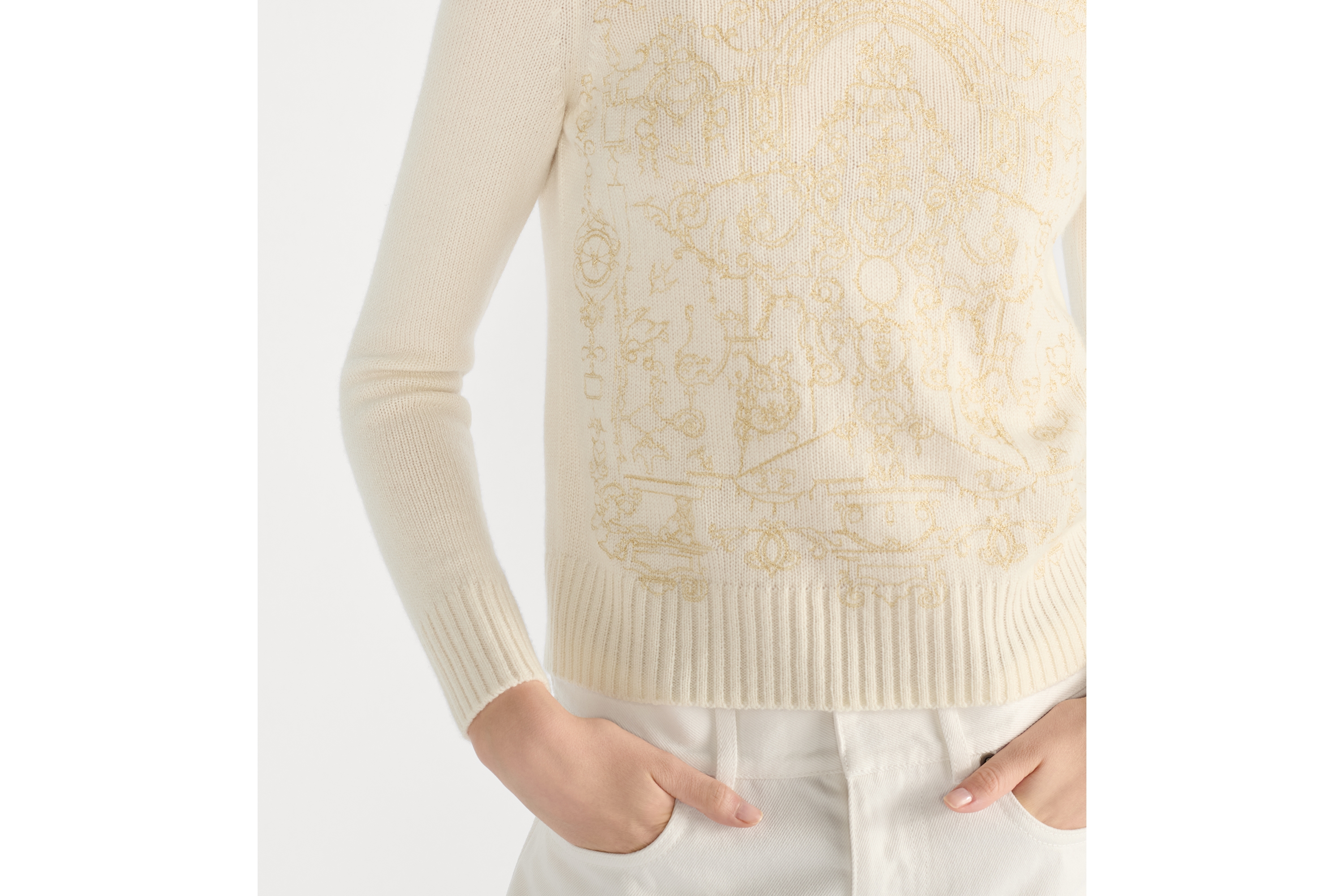 刺繡毛衣 米白色羊絨織物配金色色調 Dioresque Stella 主題圖案 E13