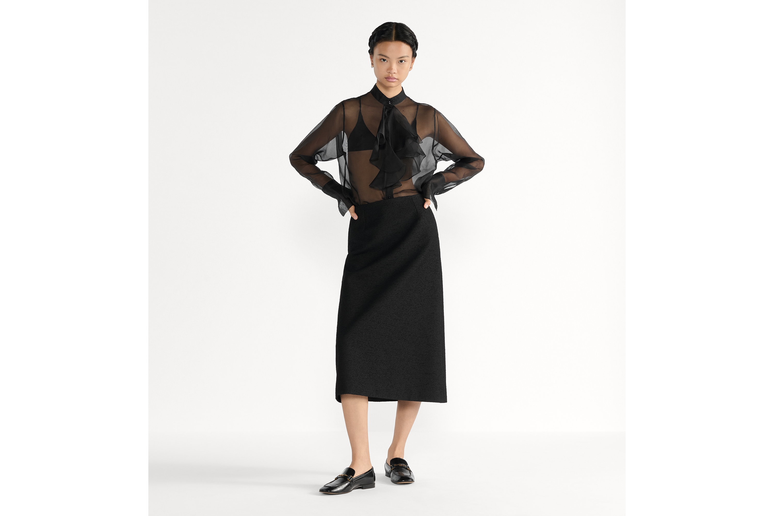 look_image_alt_prefix Ausgestellter Midirock Bouclé aus Schur- und Baumwollmischung in Schwarz E02