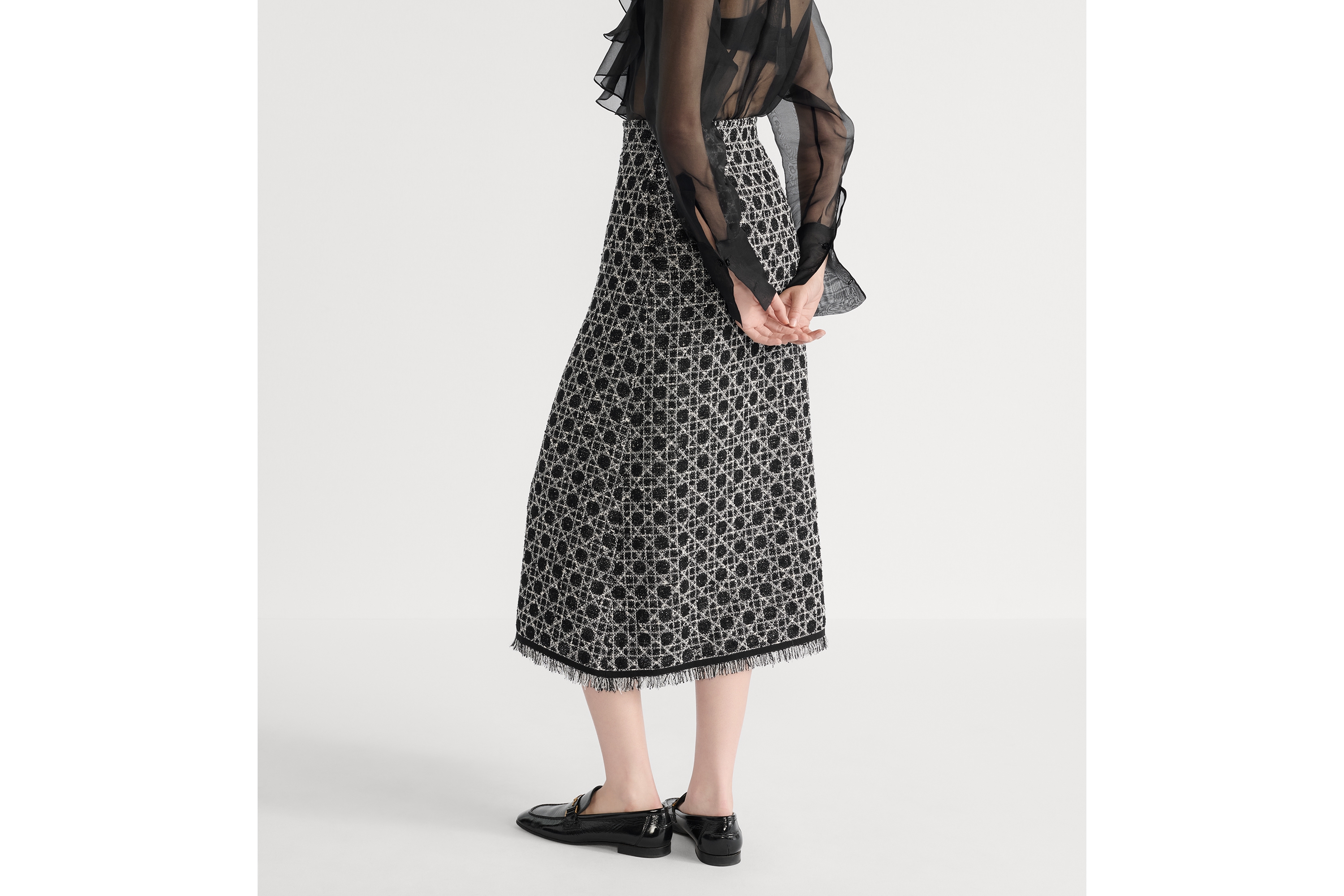 Look Mid-Length Macrocannage Flared Skirt Black and White Cotton-Blend Tweed Knit E16