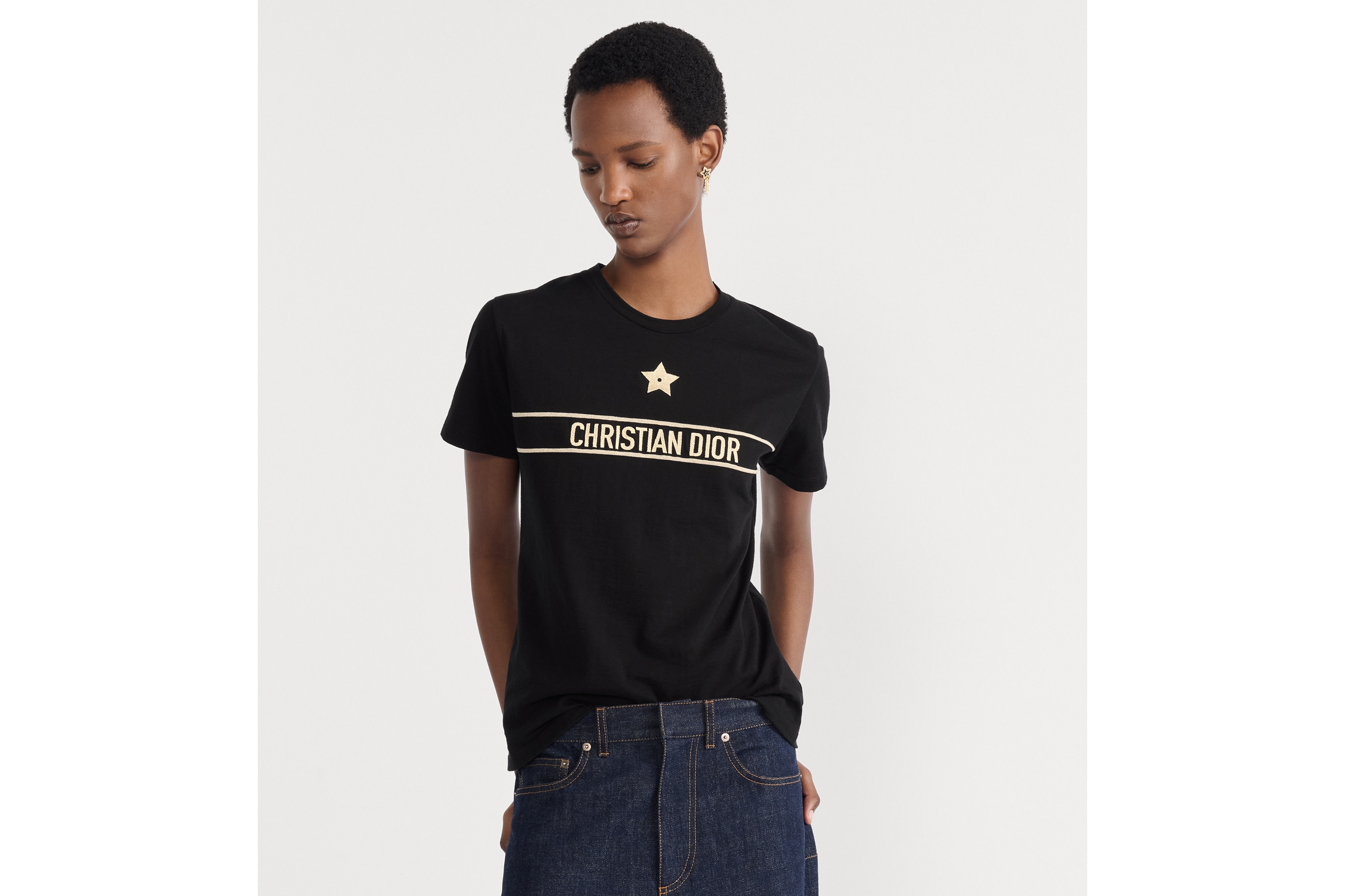 Camiseta bordada Jérsei com mescla de algodão preta e dourada E04