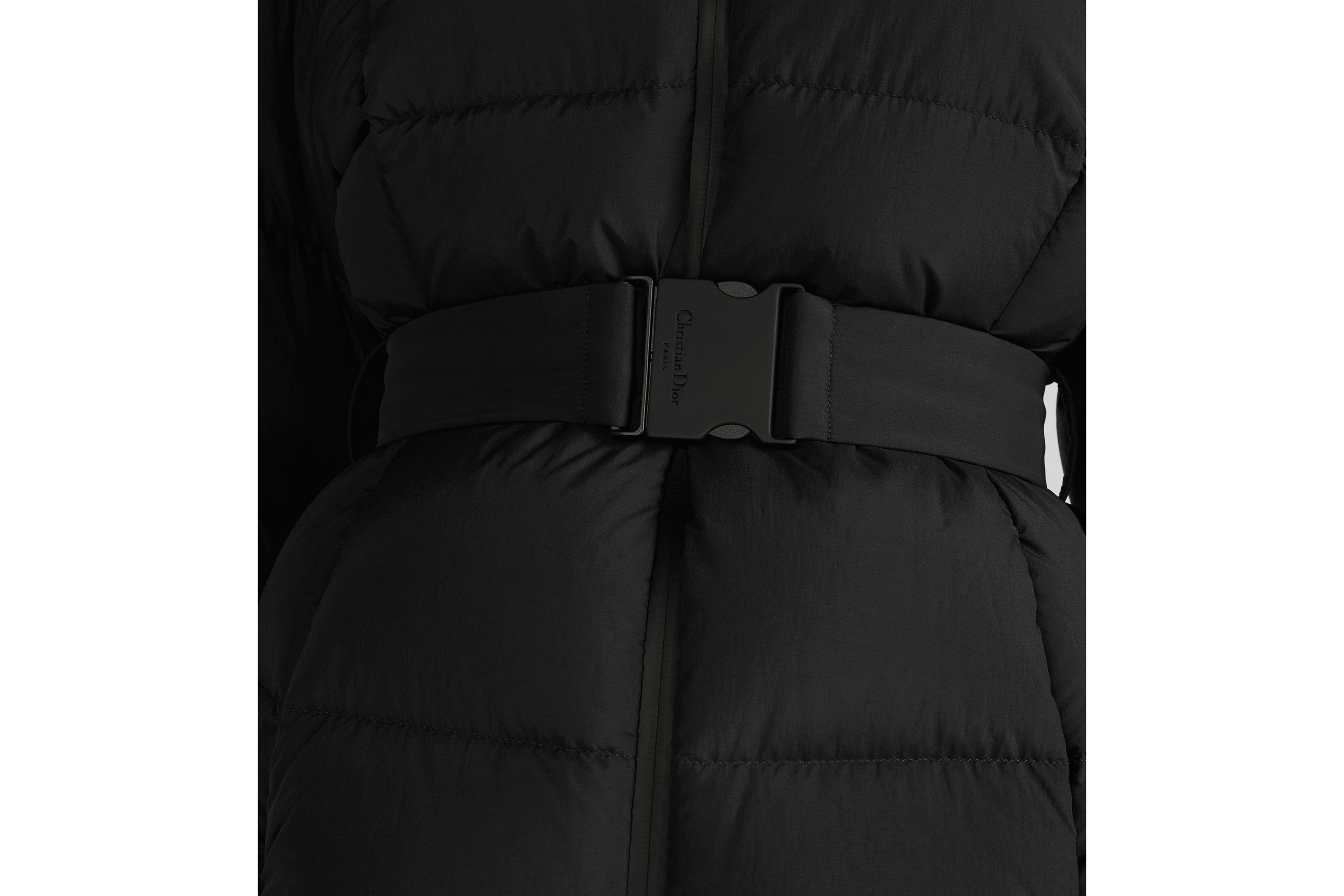 Doudoune ceinturée à capuche DiorAlps Taffetas technique matelassé noir E13