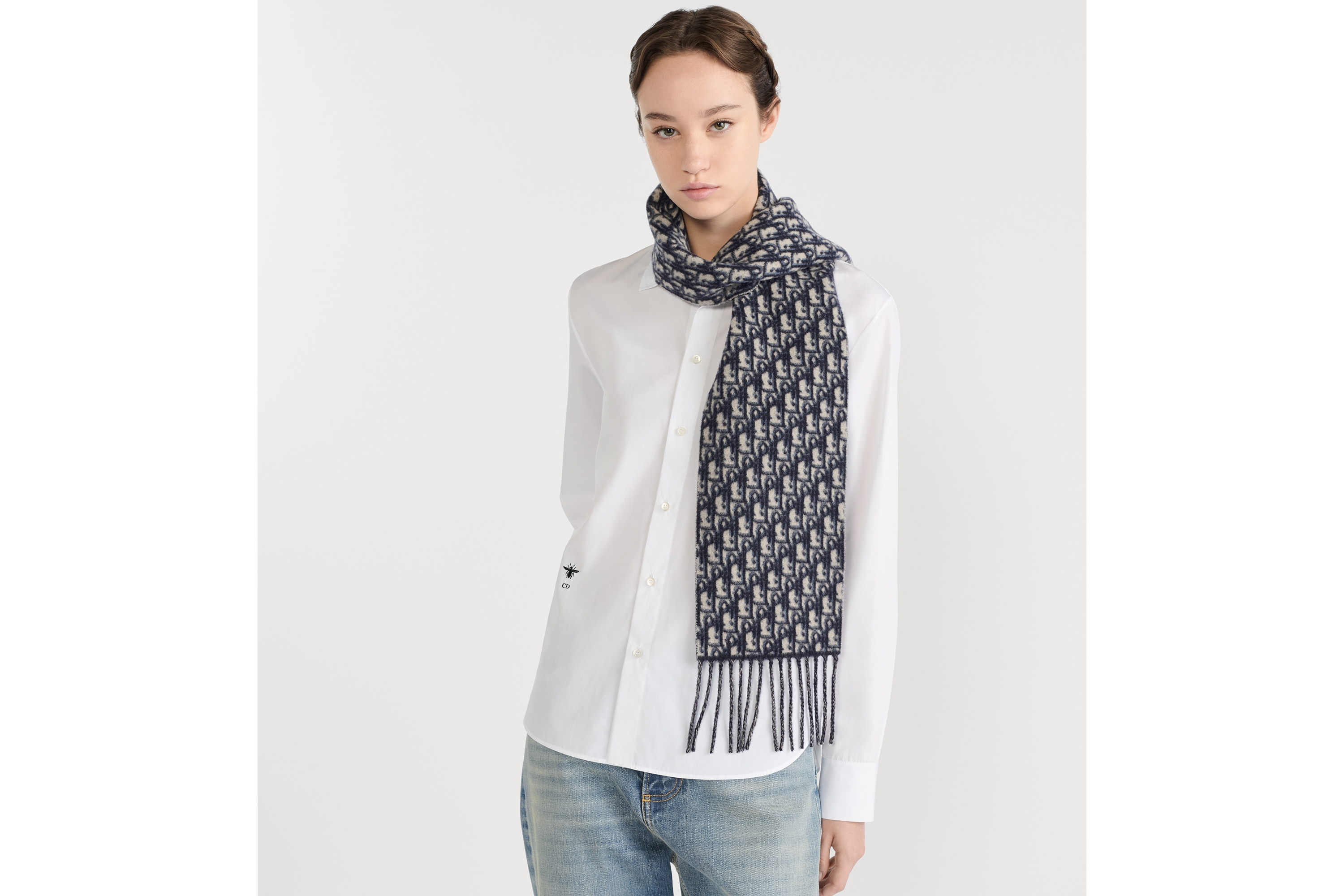 look_image_alt_prefix Dior Oblique 圍巾 海軍藍喀什米爾羊絨 E04