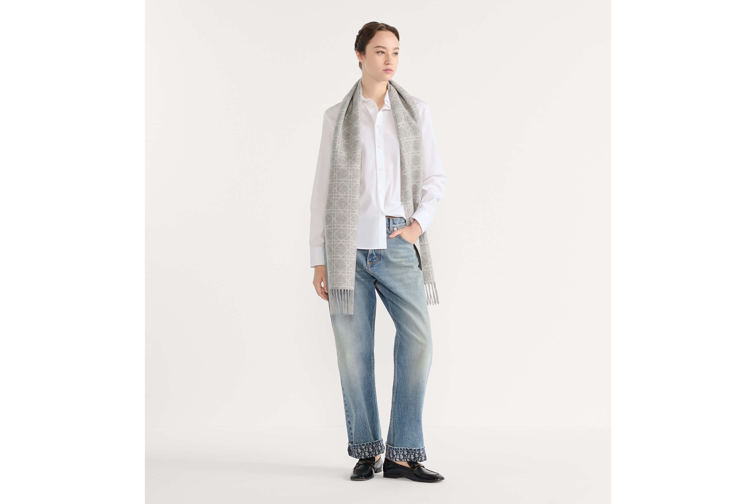 look_image_alt_prefix Dior Cannage-sjaal Grijs kasjmier E01