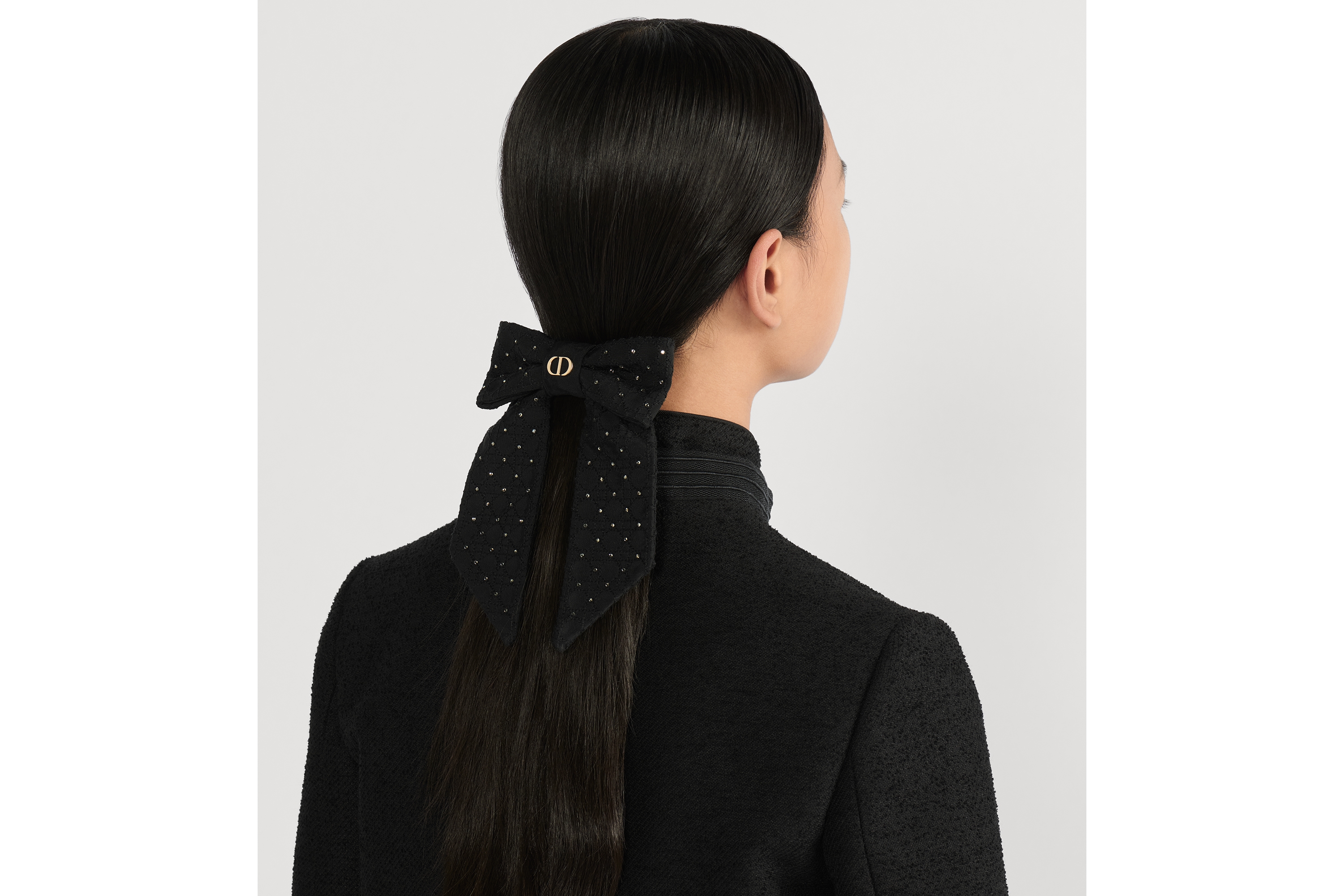 Dior 트위스트 라지 보우 블랙 그로그랭-이펙트 테크니컬 패브릭 & 실버 톤 크리스탈 E09
