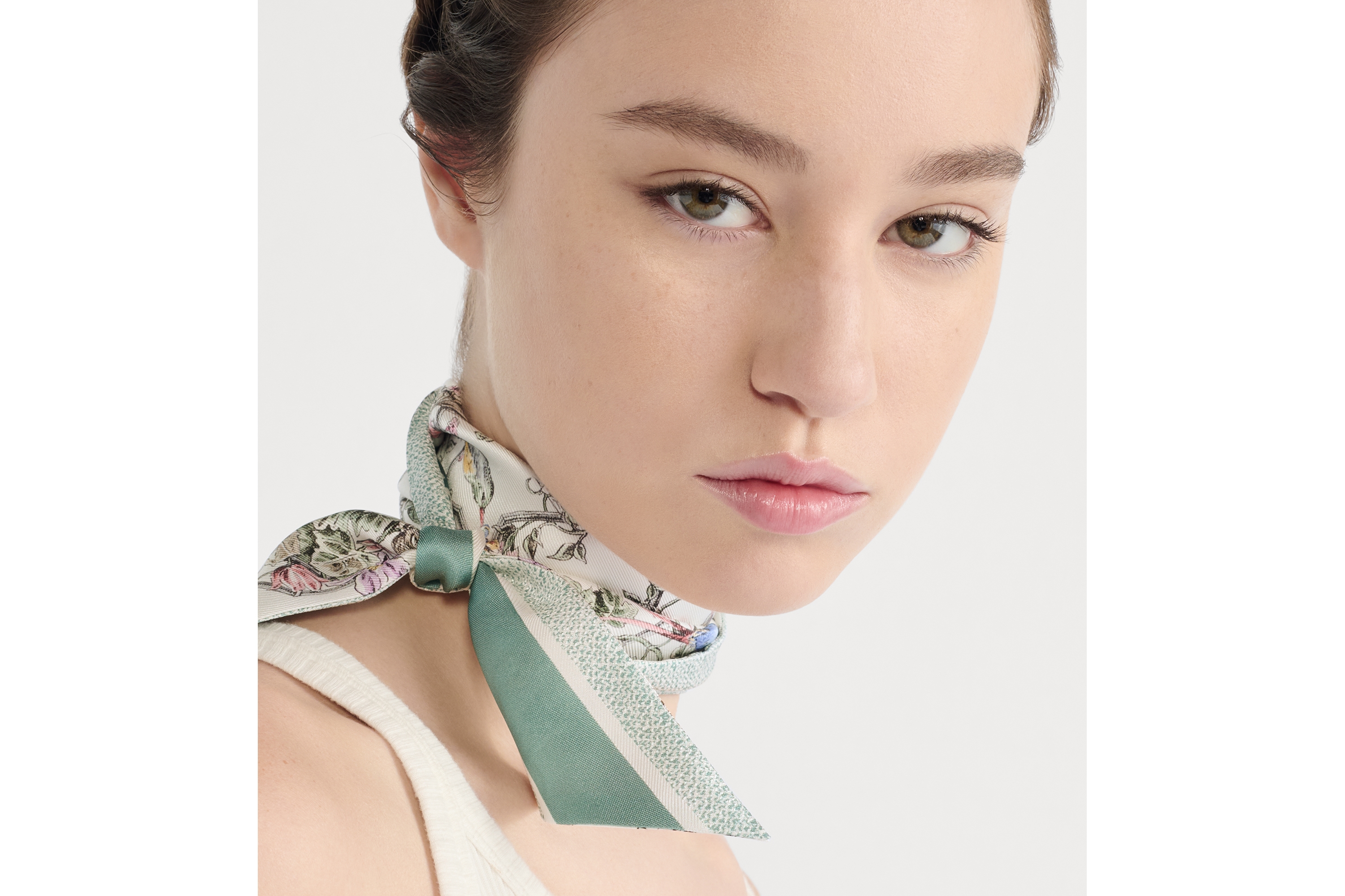 Mitzah Jardin D-Étoile Twill de seda multicolorido E08