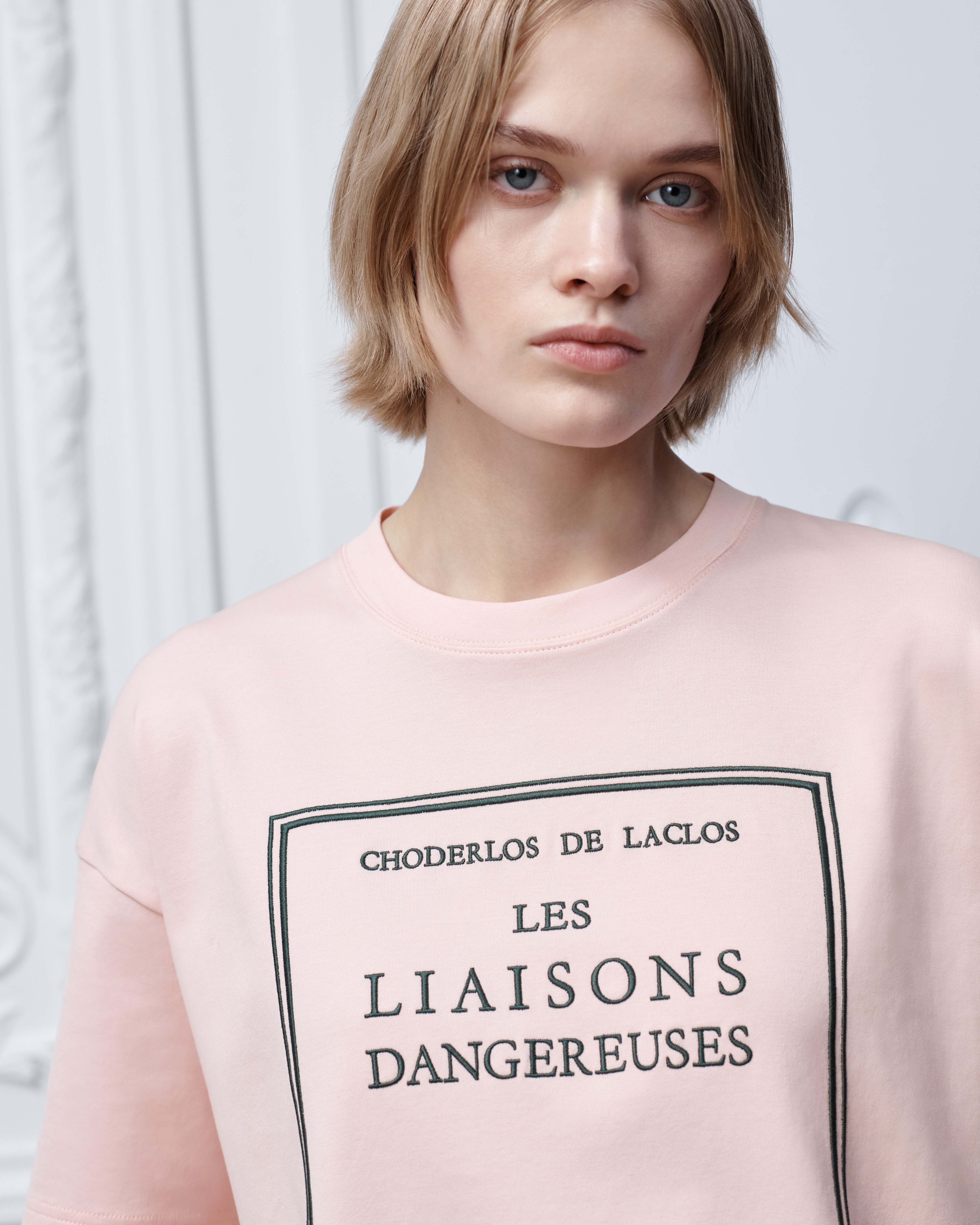 Book Cover Oversized Cropped T-Shirt Pink and Gray Cotton Jersey E05