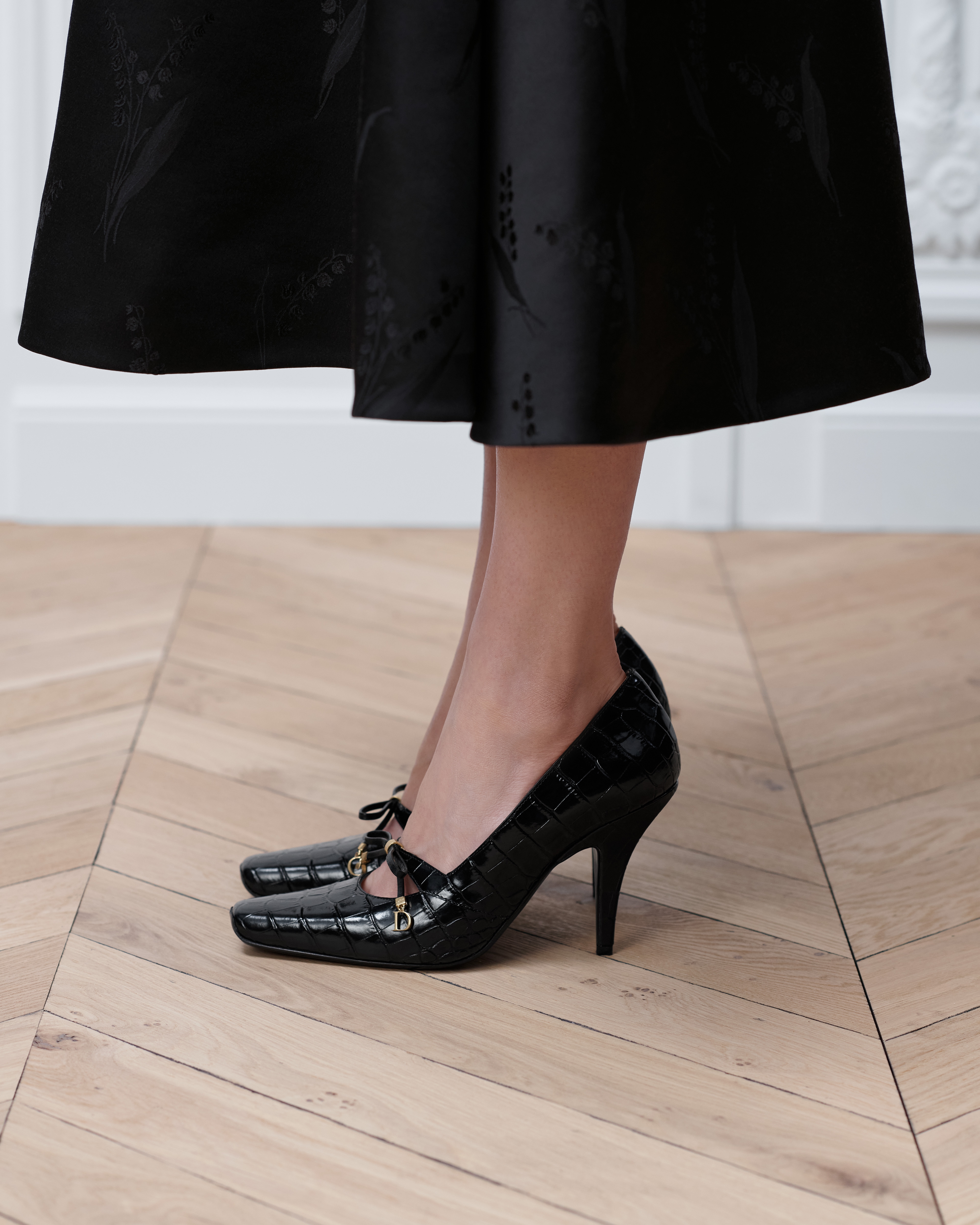 Dior Muse Pump Black Calfskin Printed with Crocodile Motif E15
