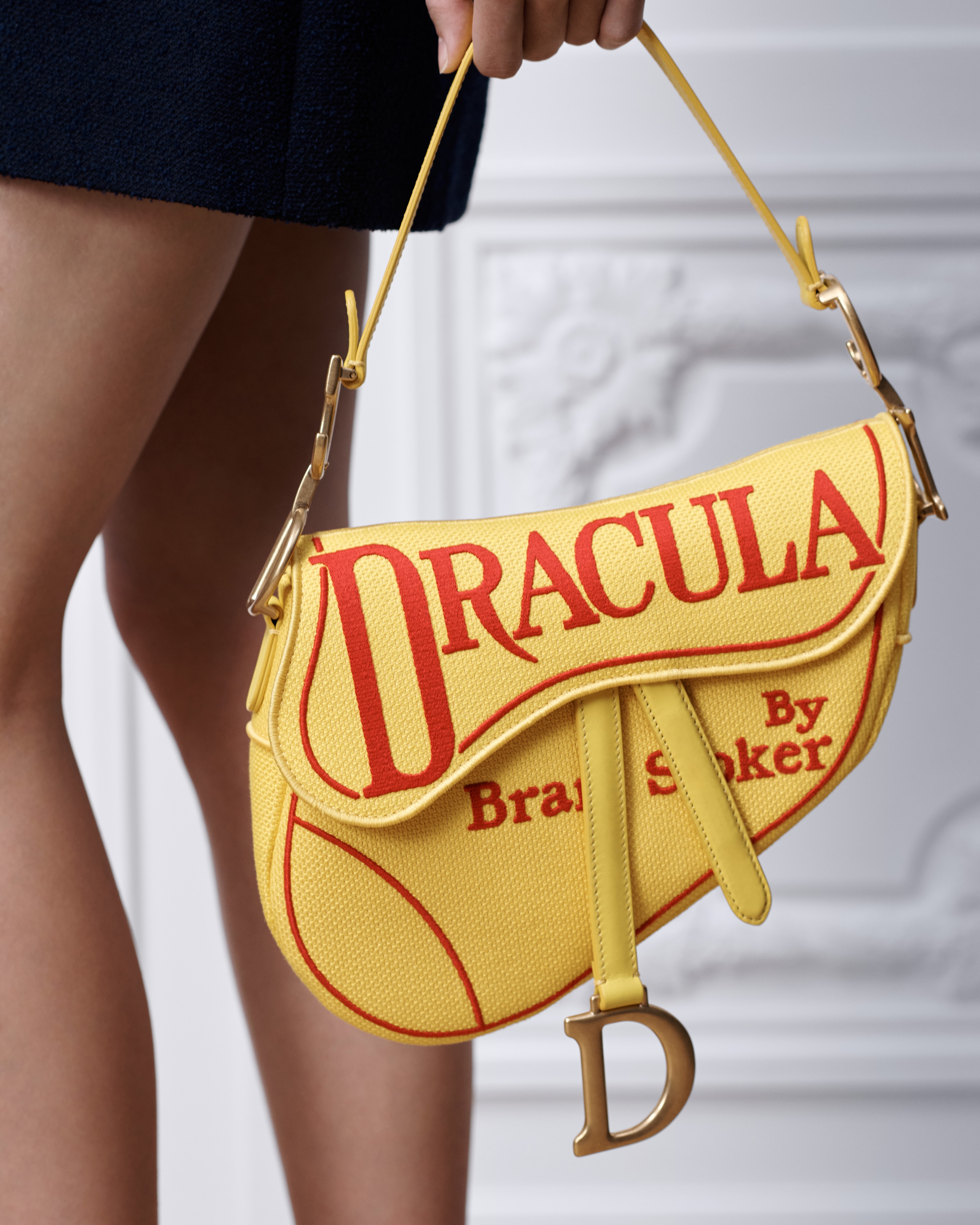 look_image_alt_prefix Saddle 馬鞍袋連肩帶 黃色和紅色 Book Cover 刺繡 E10