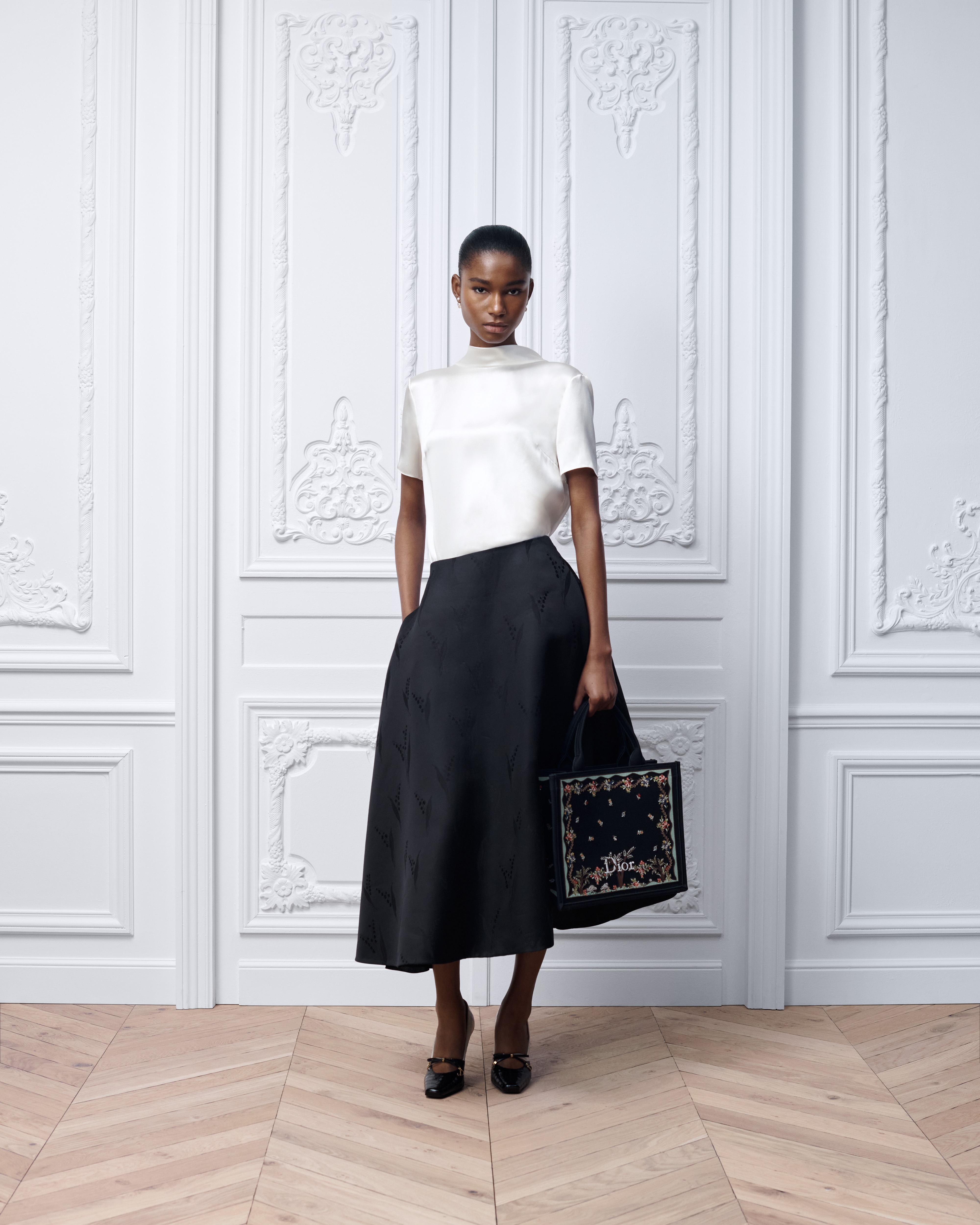 Blouse with Rear Tie White Silk Twill E01