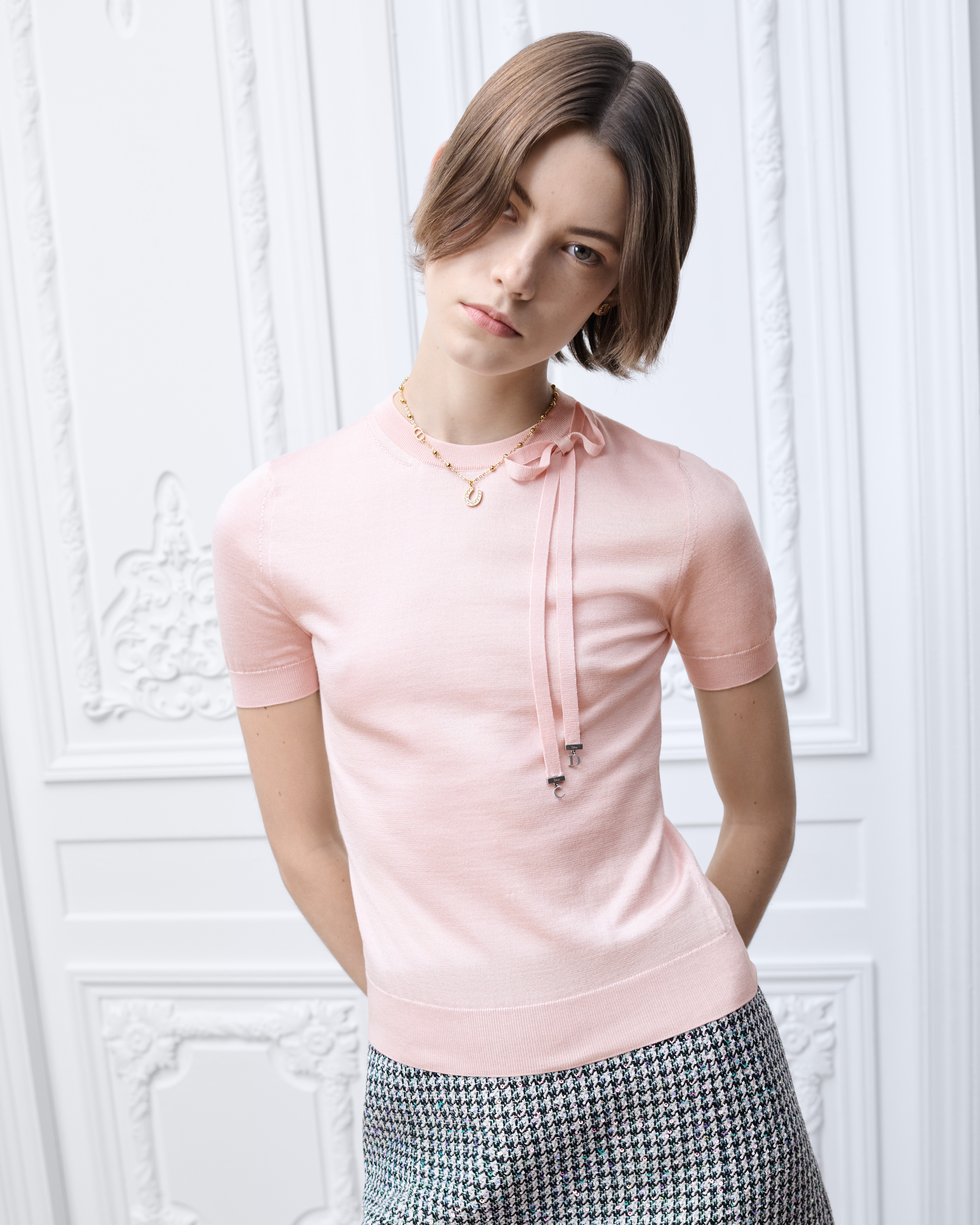 Look Short-Sleeved Fitted Sweater Pink Silk Knit E04