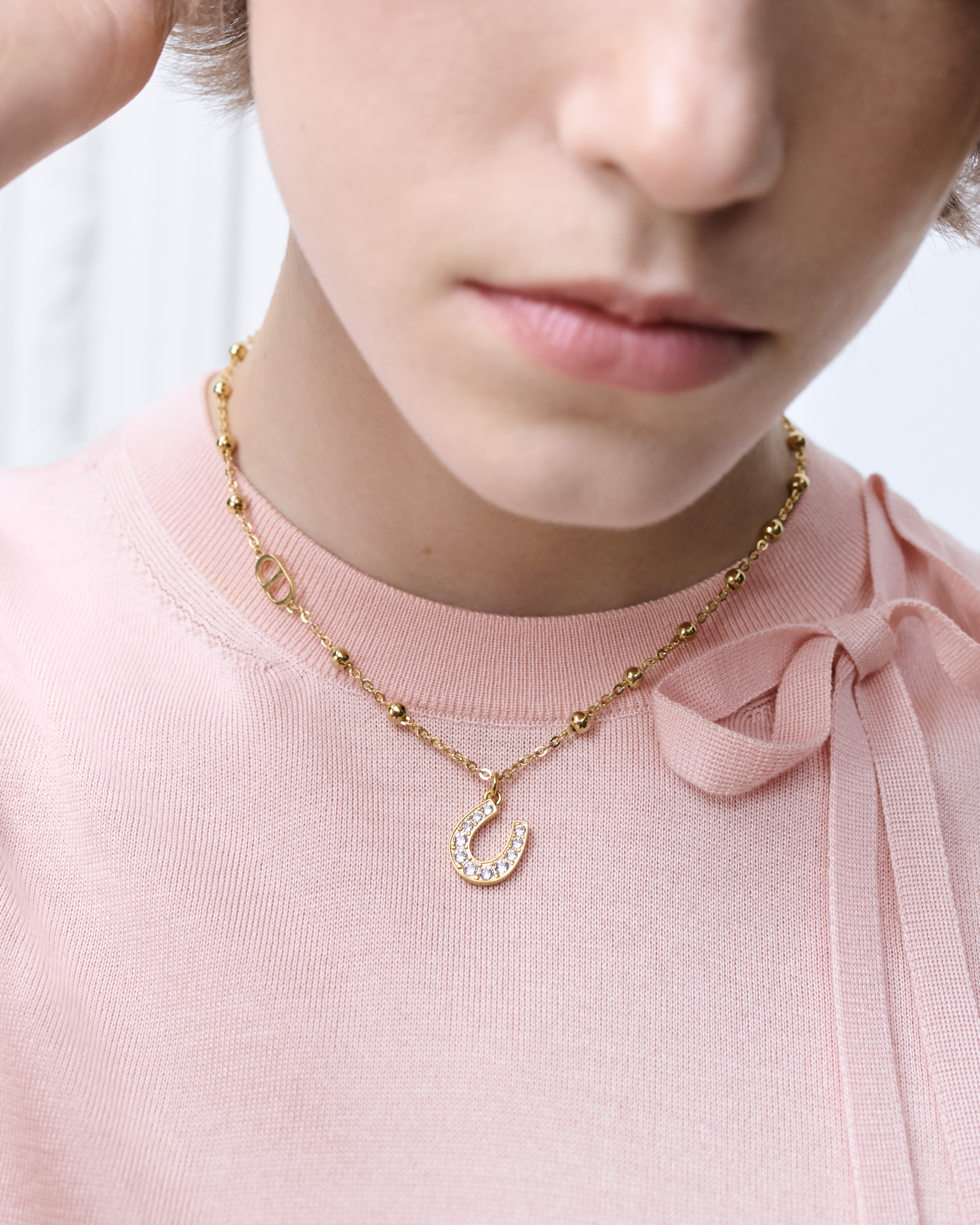 Collier Lucky Dior Métal finition dorée et cristaux blancs E12