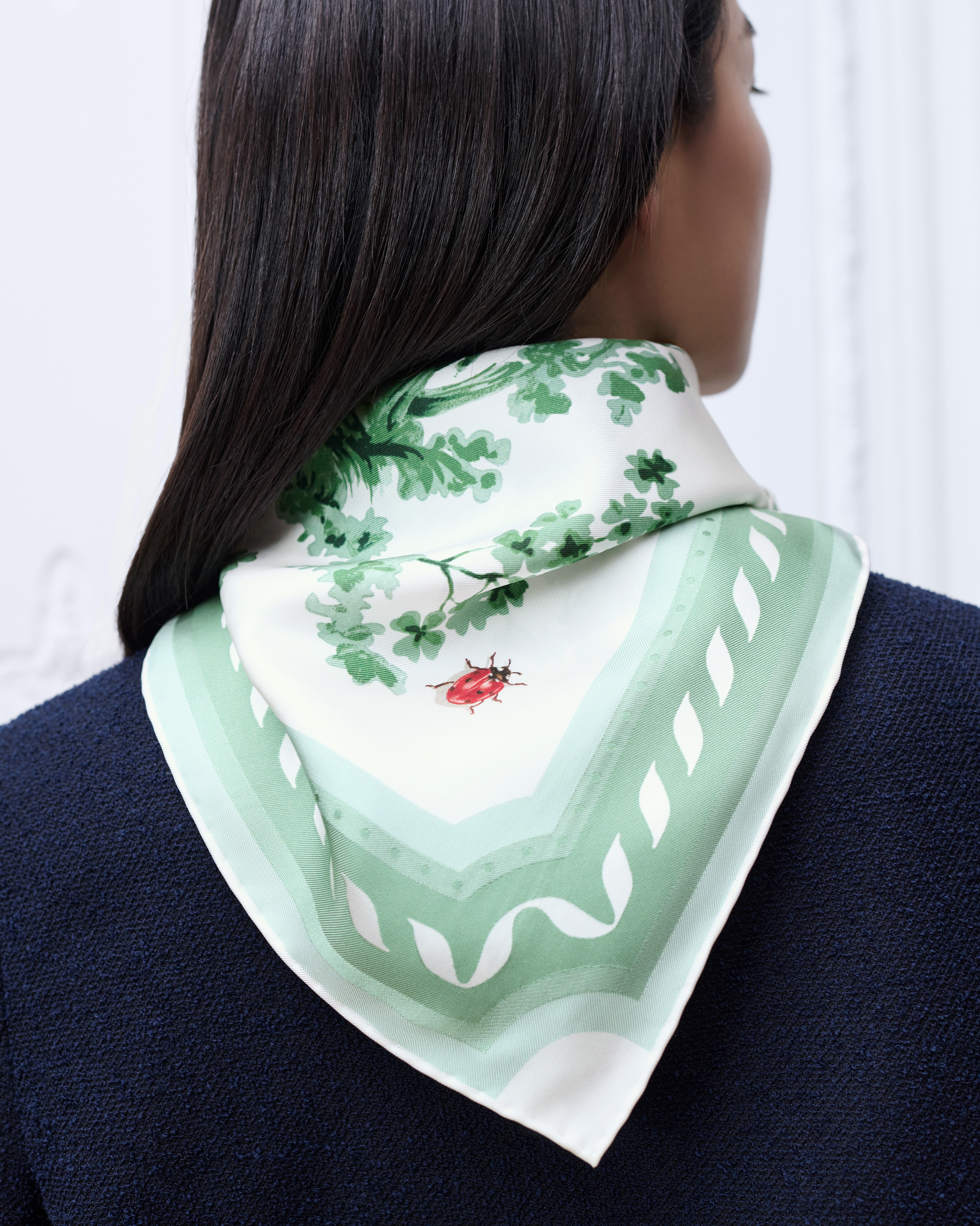 Toile de Jouy Clover 90 Square Scarf