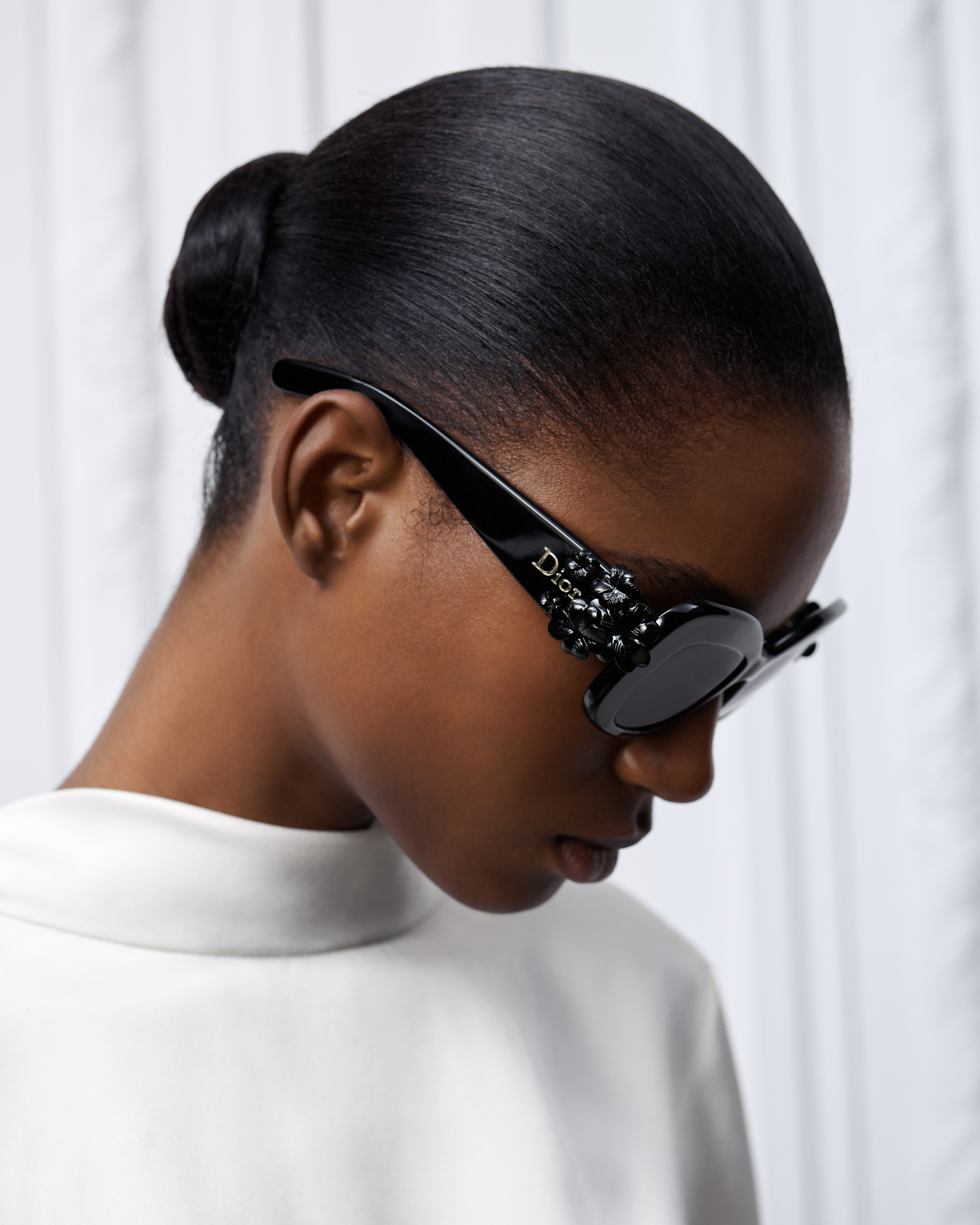 look_image_alt_prefix Dior Clover サングラス スクエア E09