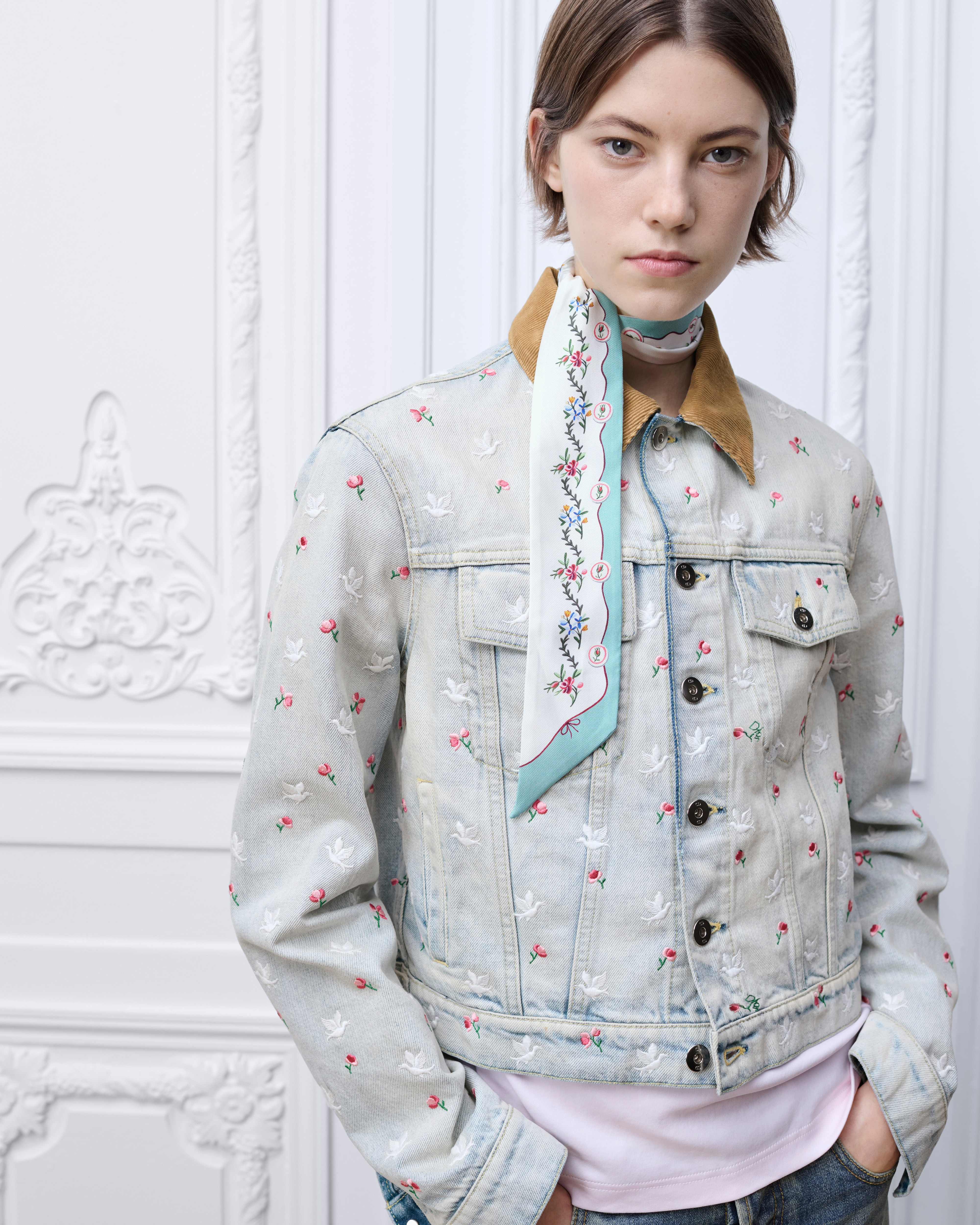 Look Dioramour Revolution Flowers Mitzah Scarf Blue Multicolor Silk Twill E04