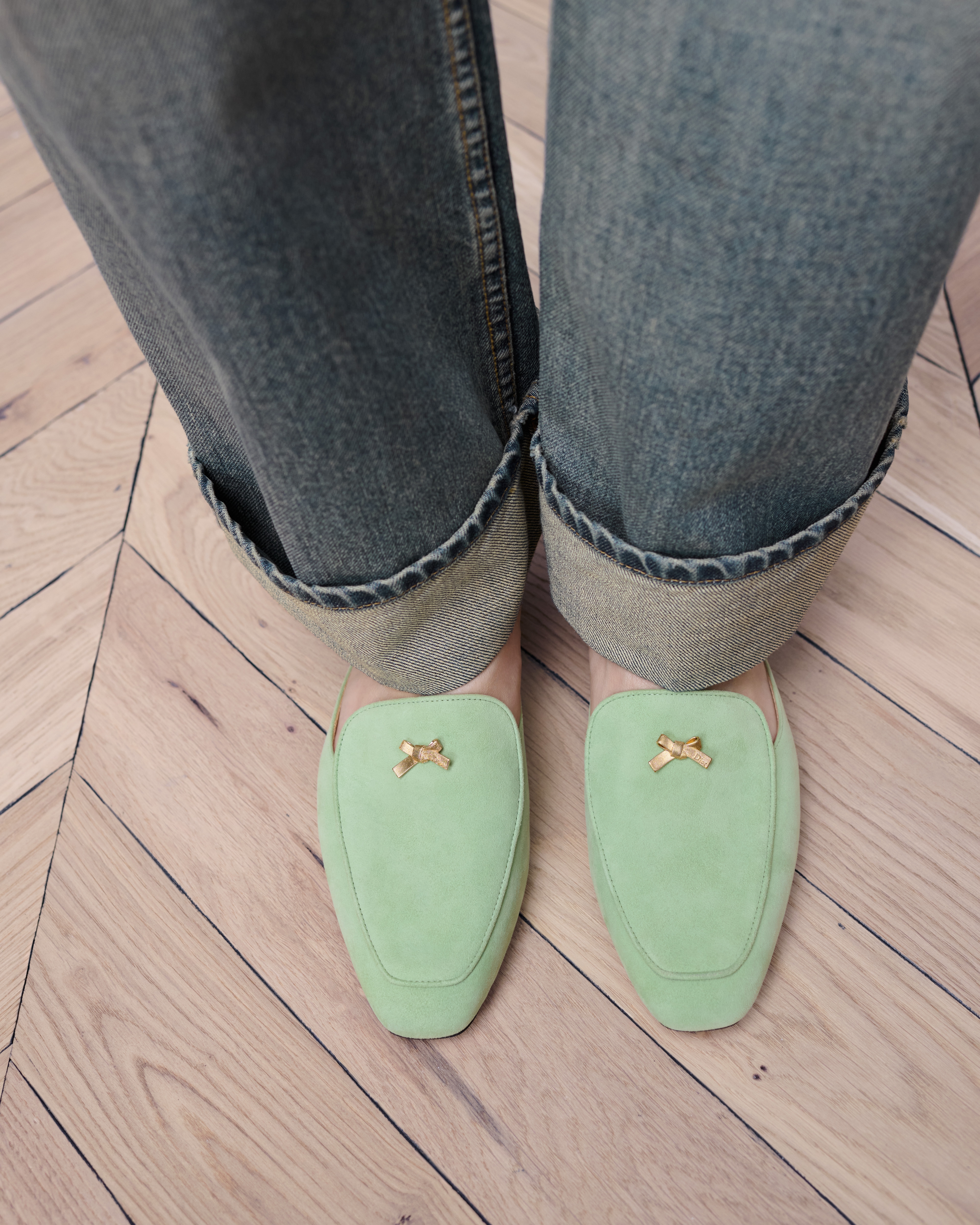 Baby Bow ミュール スエードゴートスキン E14