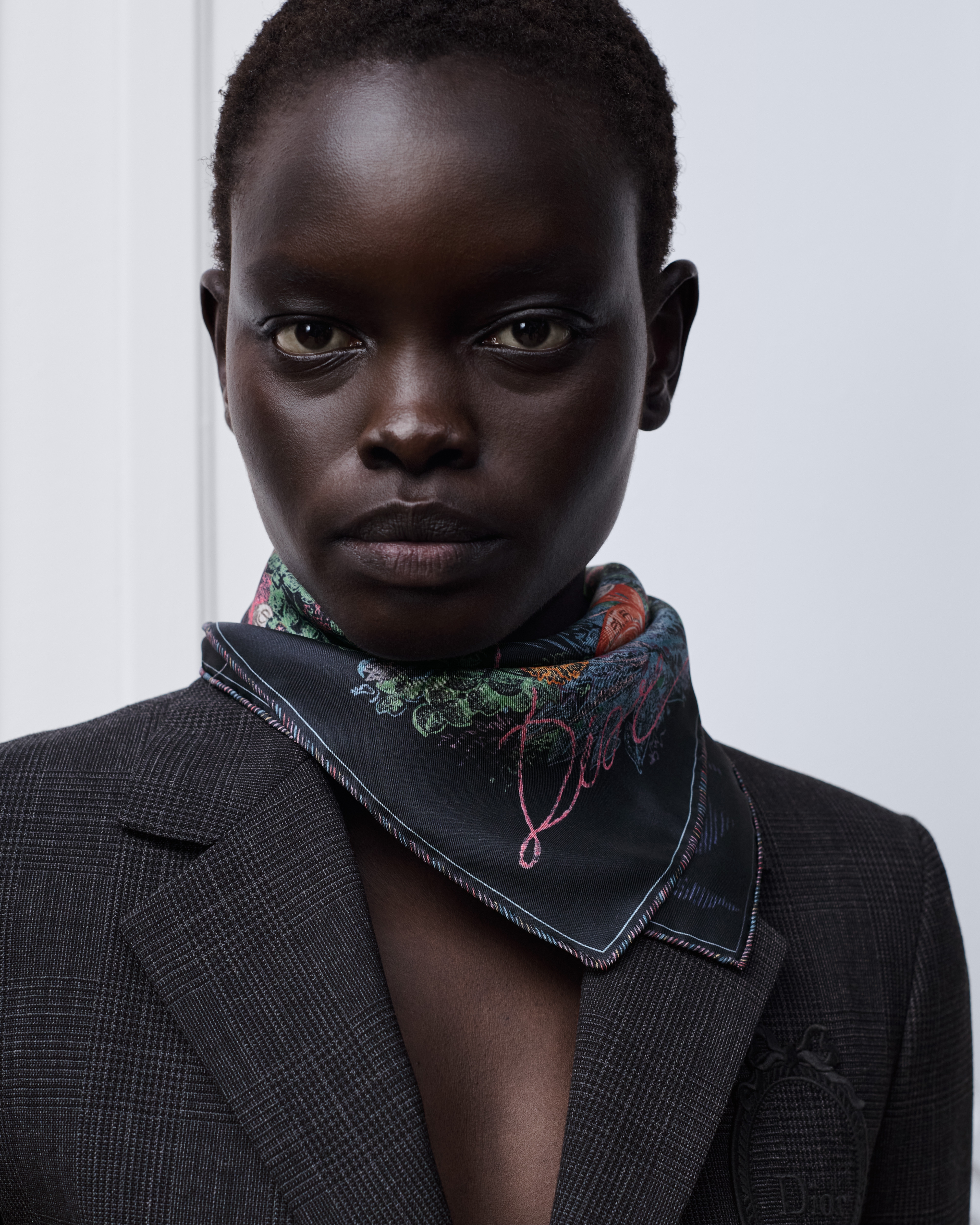  Twill di seta blu intenso e multicolore