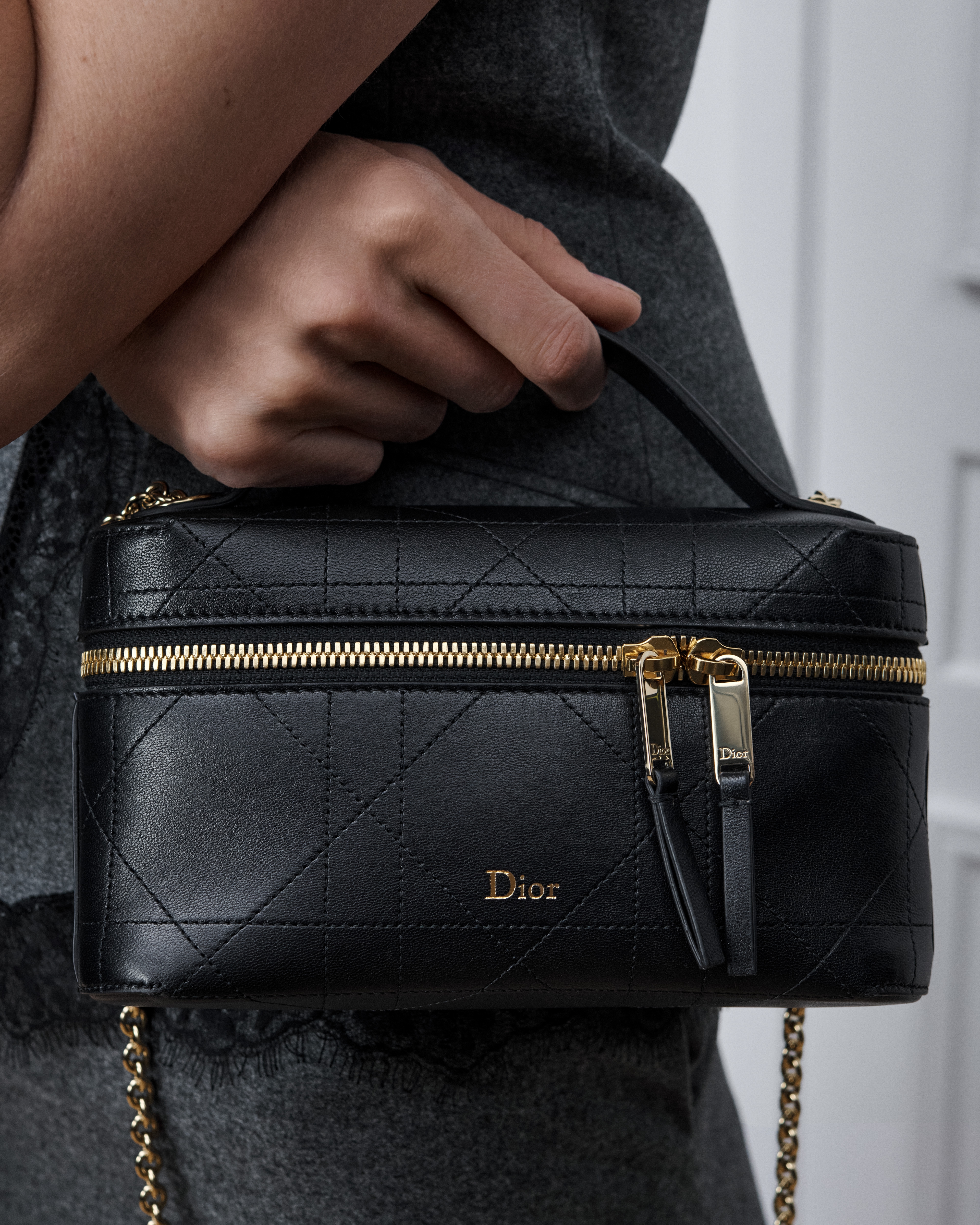  Black Flat Macrocannage Lambskin