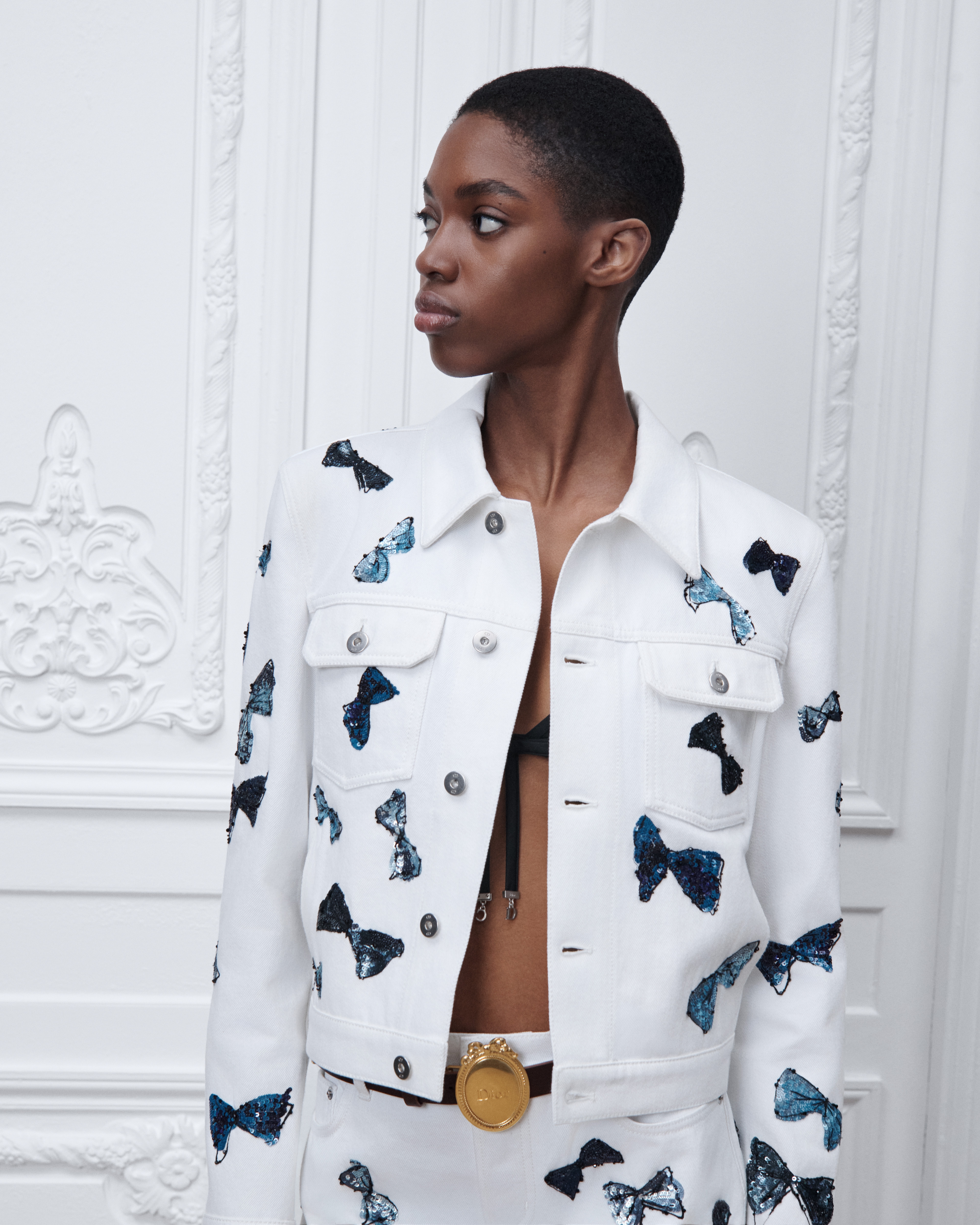 Cazadora corta Dioriviera Denim de algodón blanco con motivo Dior Bows azul E04