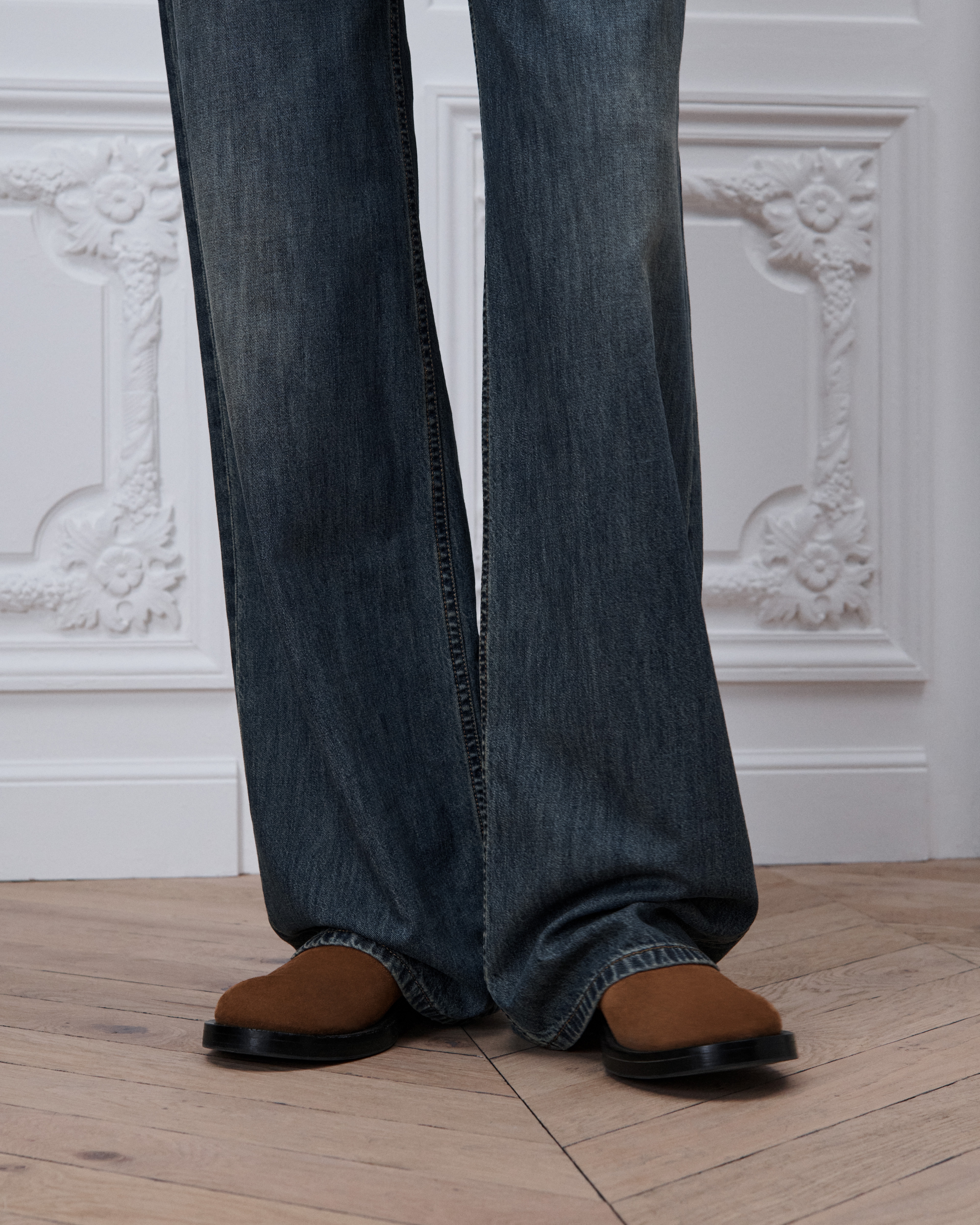 Flared Jeans Blue Stonewashed Cotton-Silk-Blend Denim E14