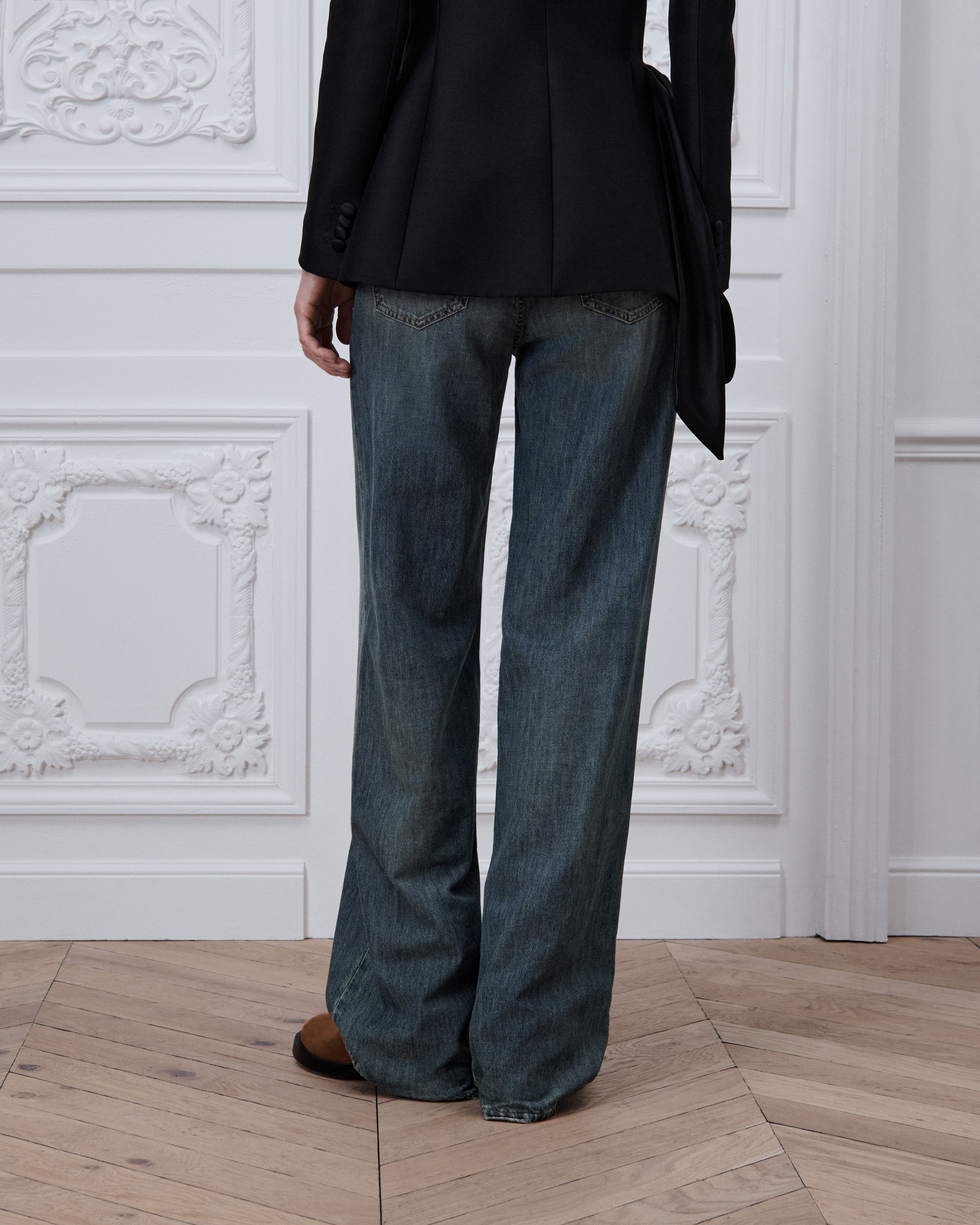 Flared Jeans Blue Stonewashed Cotton-Silk-Blend Denim E16