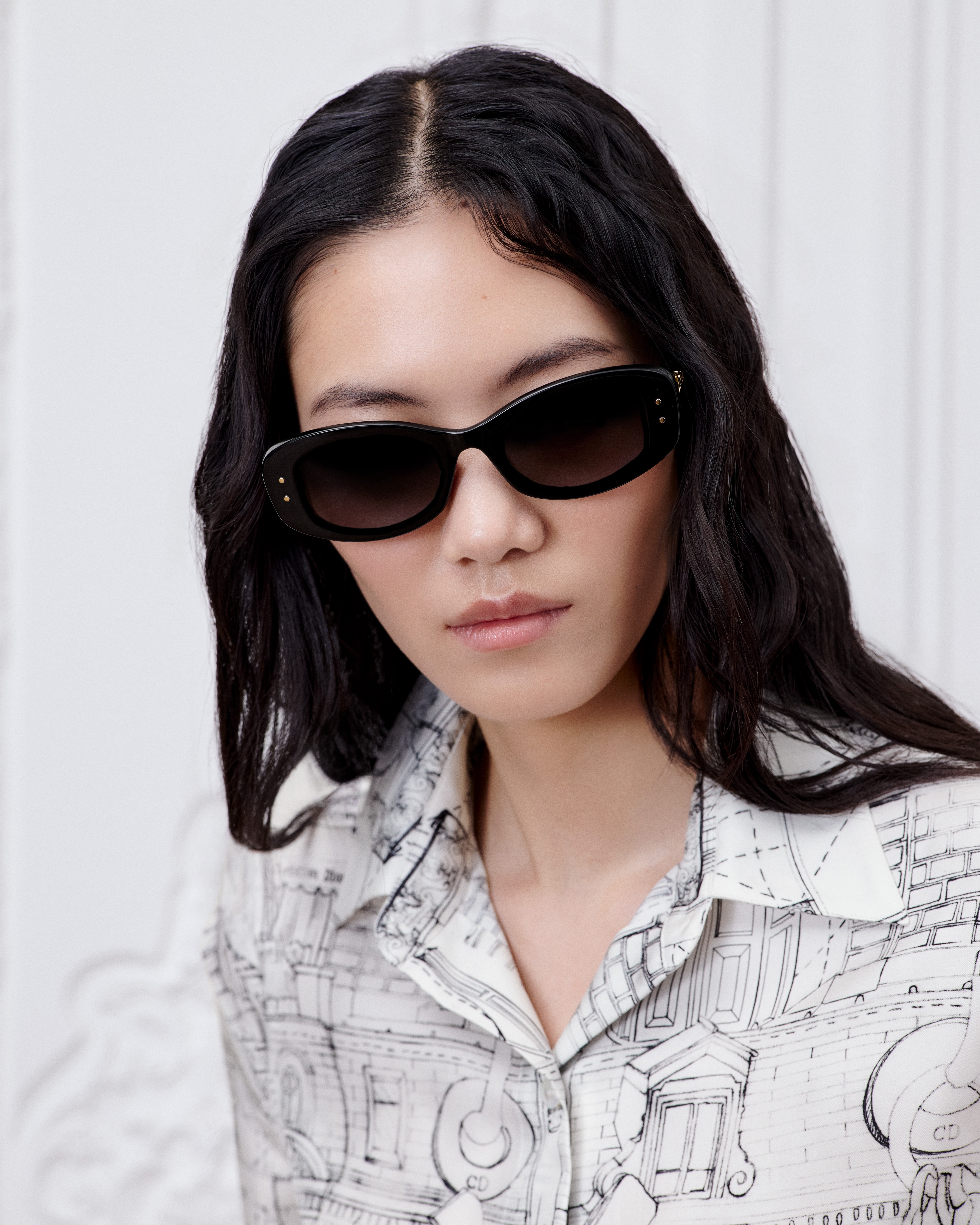 New Dior B2I Black Oval Sunglasses E07