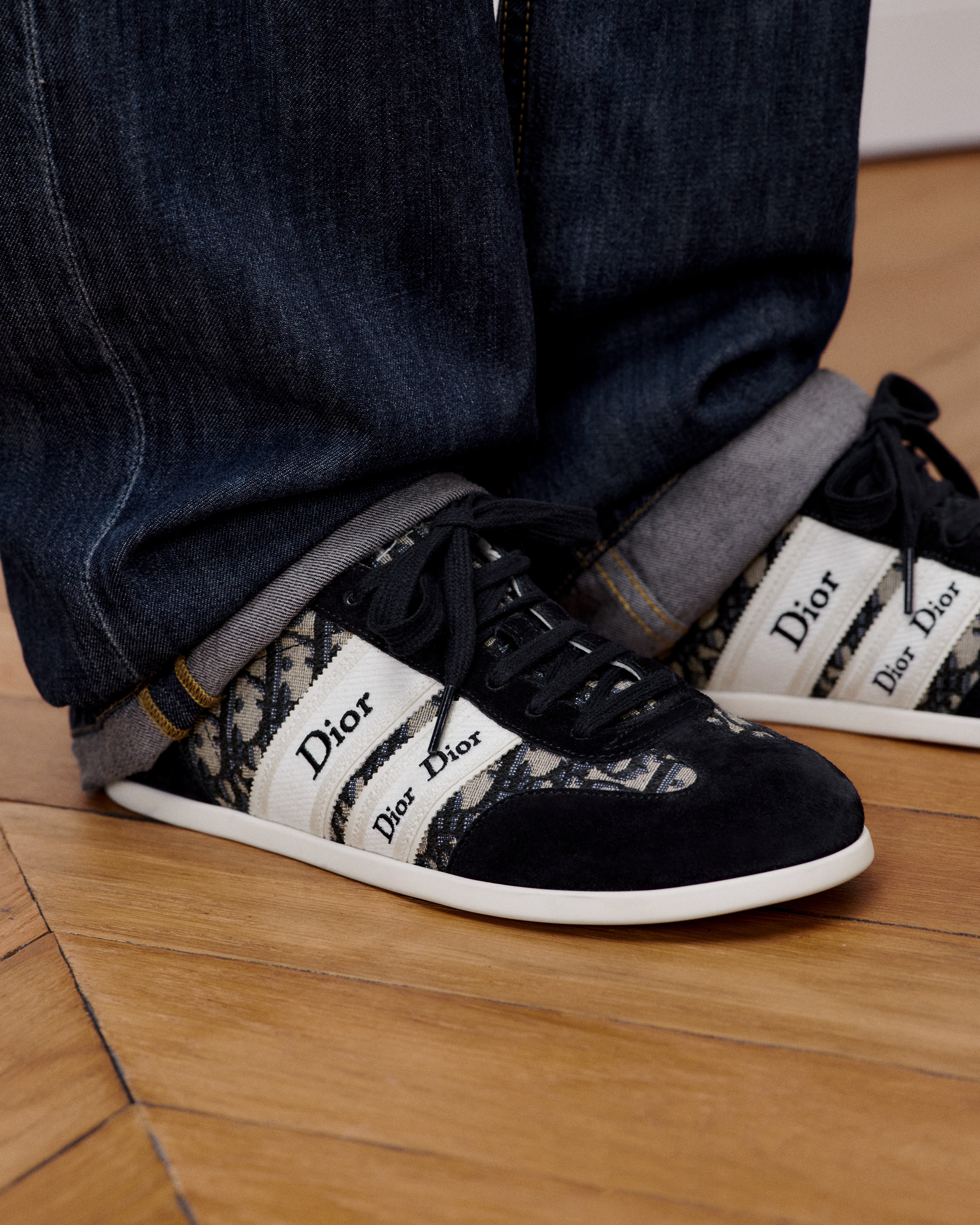 Dior Ribbon Sneaker Navy Blue Dior Oblique Jacquard and Black Suede Calfskin E15