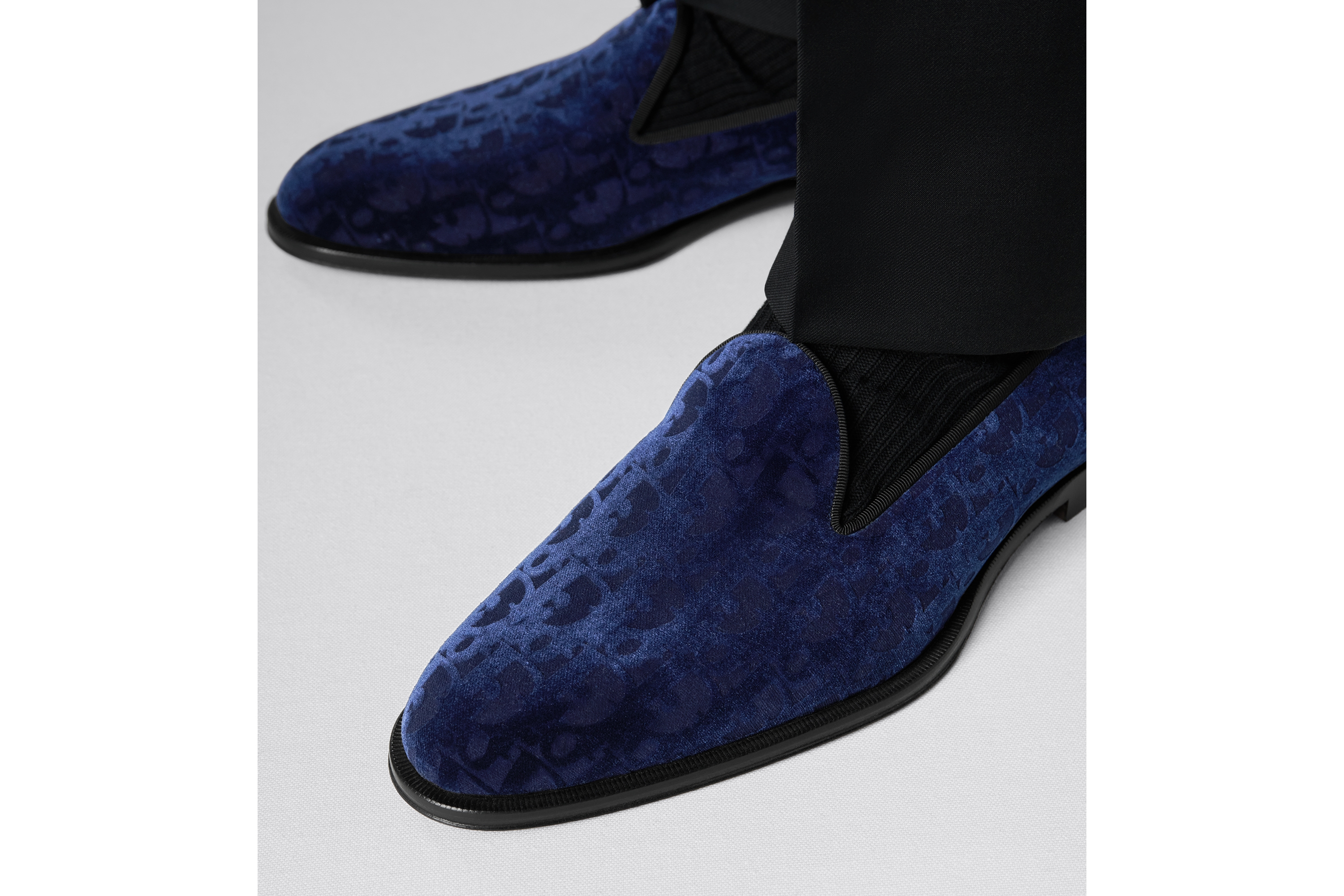 look_image_alt_prefix Loafer Dior Timeless Veludo Dior Oblique azul-marinho E28