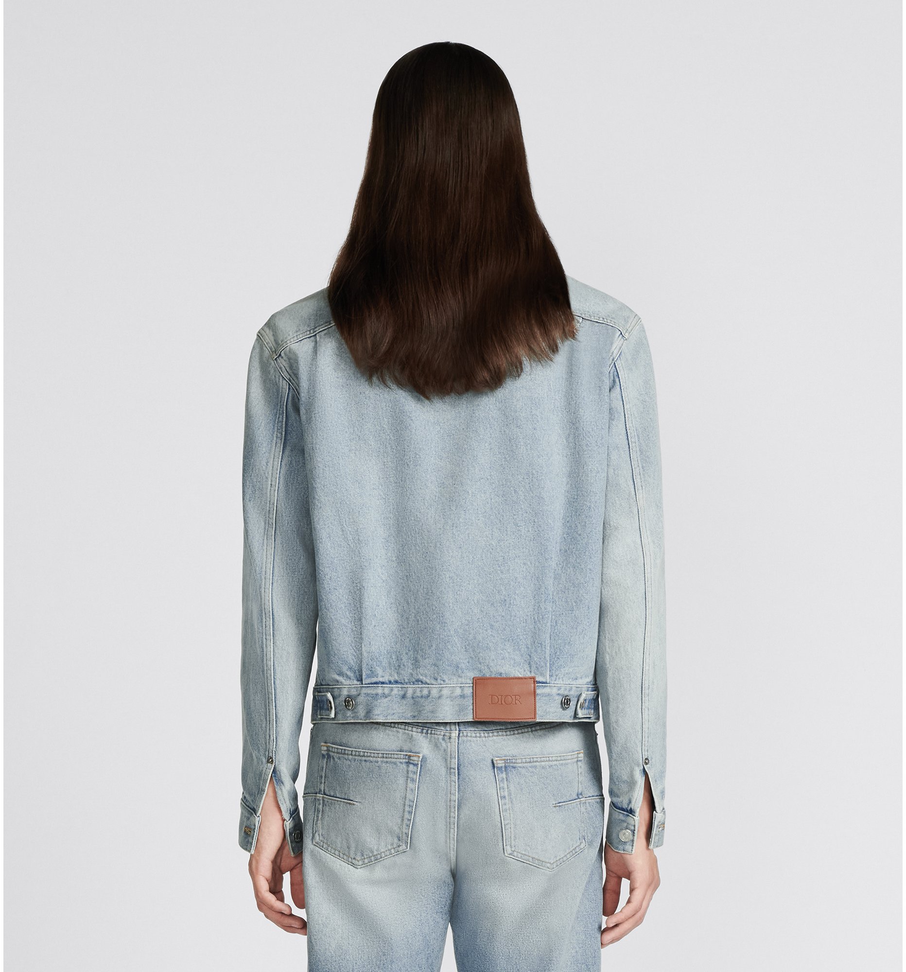 aria_look MKII Jacket Three quarter closed view