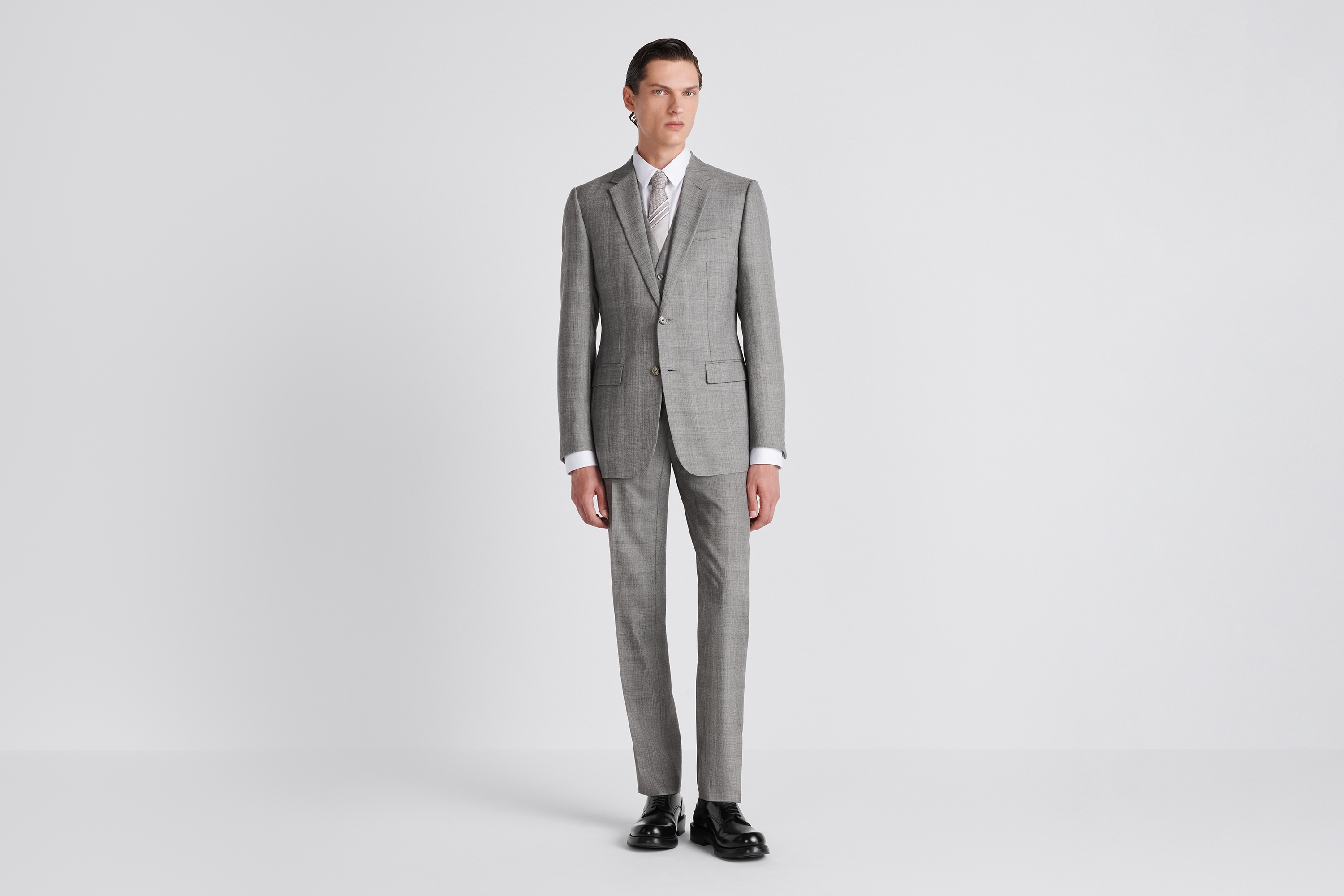 Traje dior hombre sale