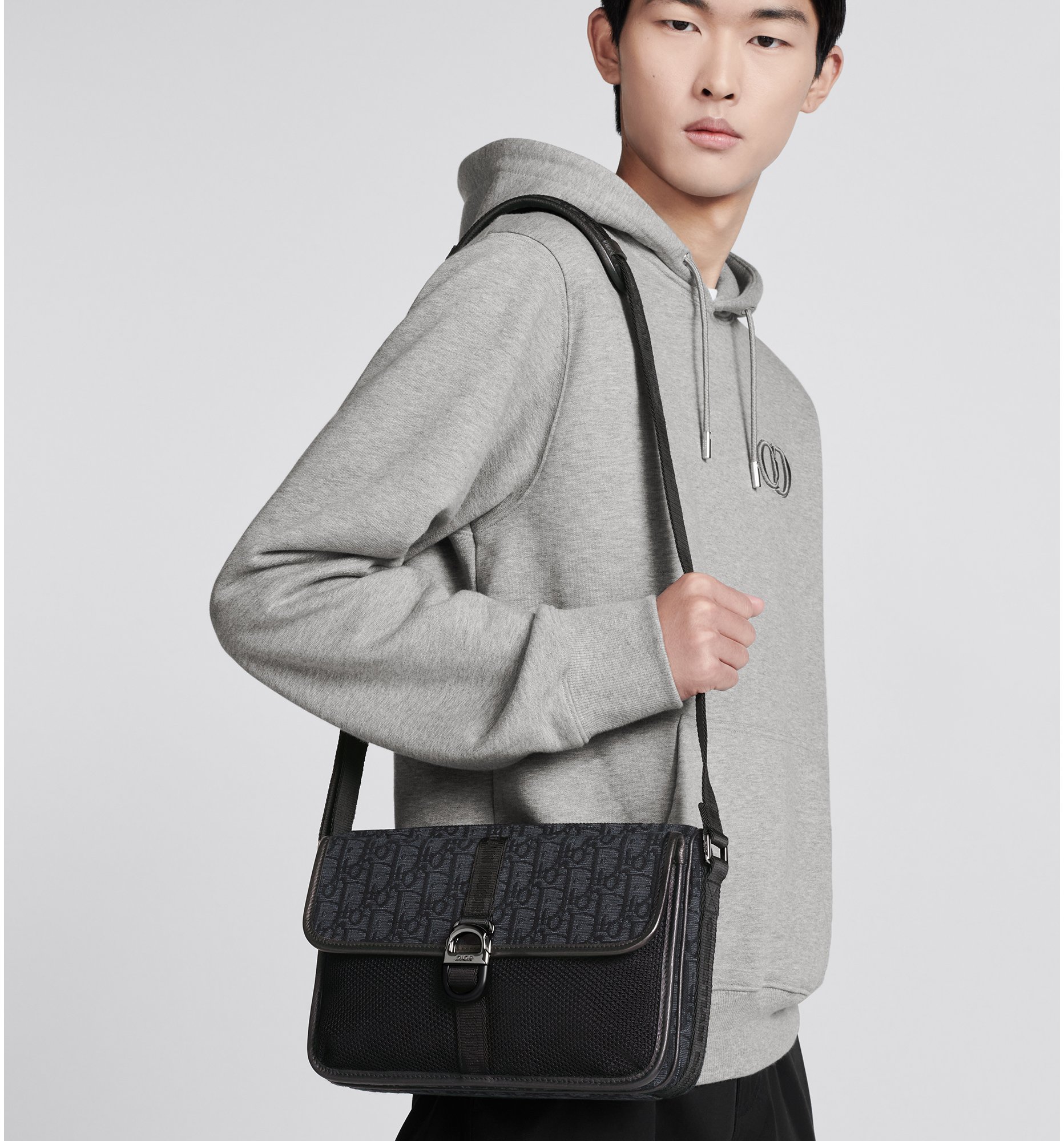 aria_look Dior 8 Bag with Strap