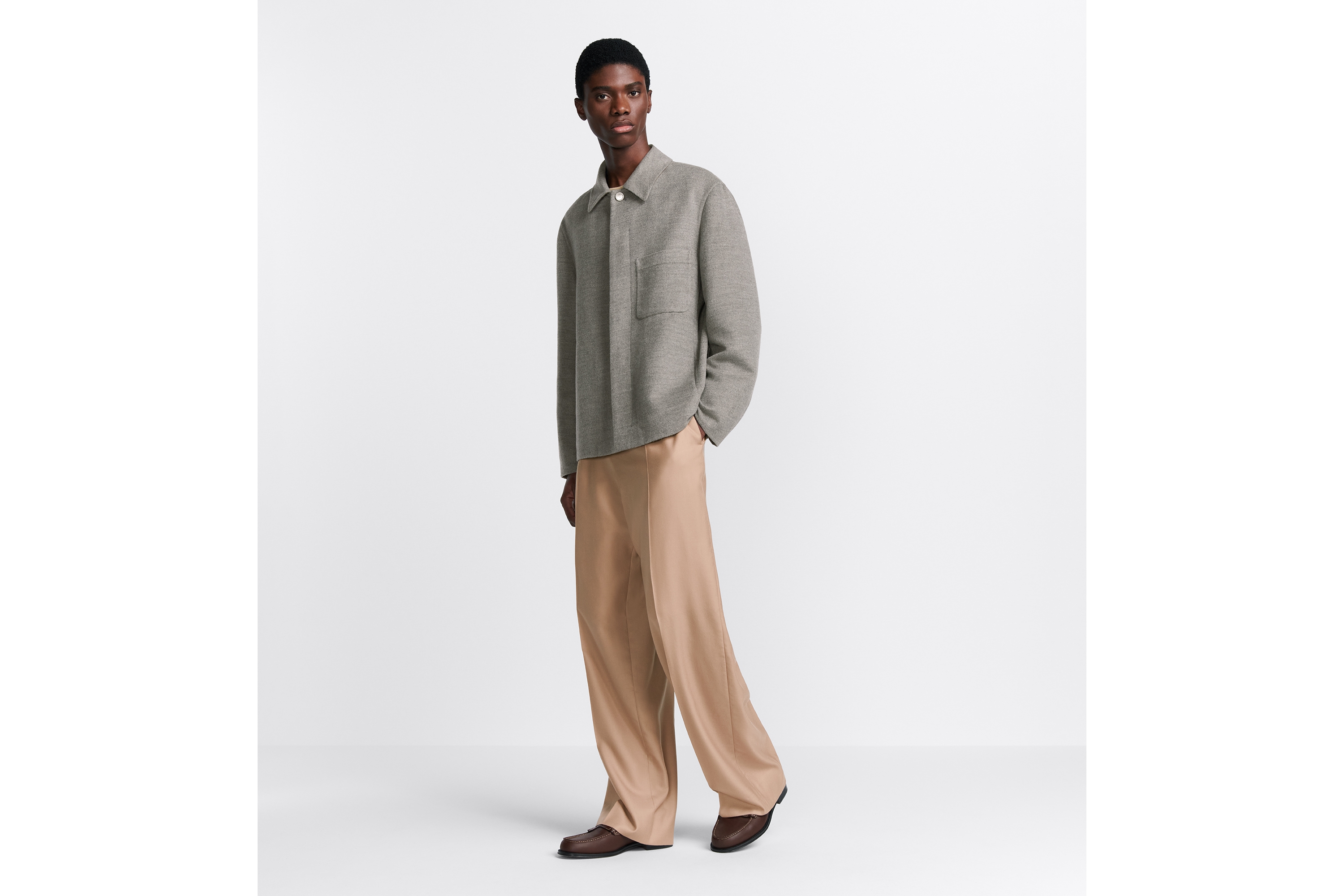 look_image_alt_prefix Dior Icons 워크웨어 재킷 그레이 양면 버진 울 캐시미어 실크 E05