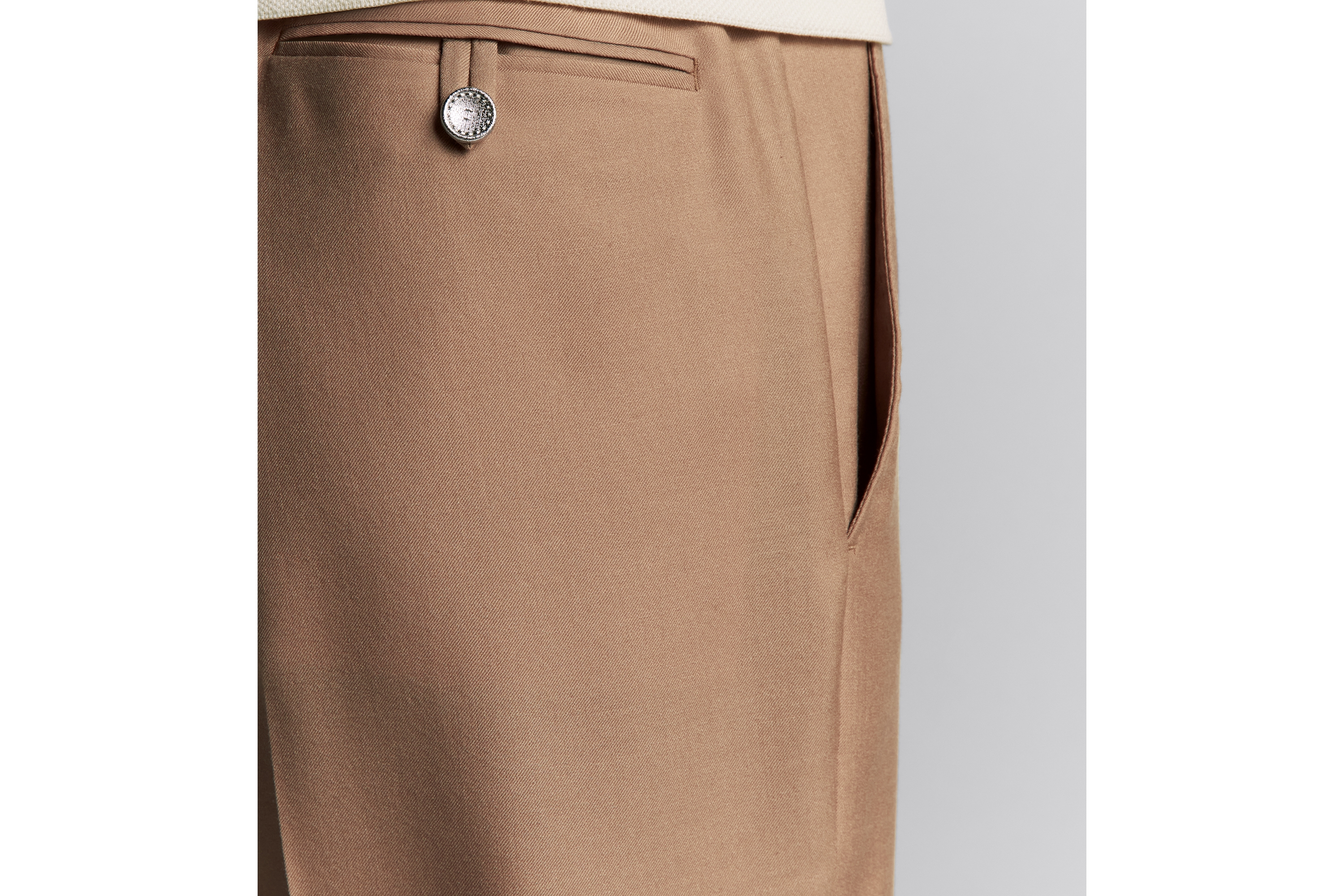 look_image_alt_prefix Dior Icons Hose Kaschmir- und Seidentwill in Beige E16