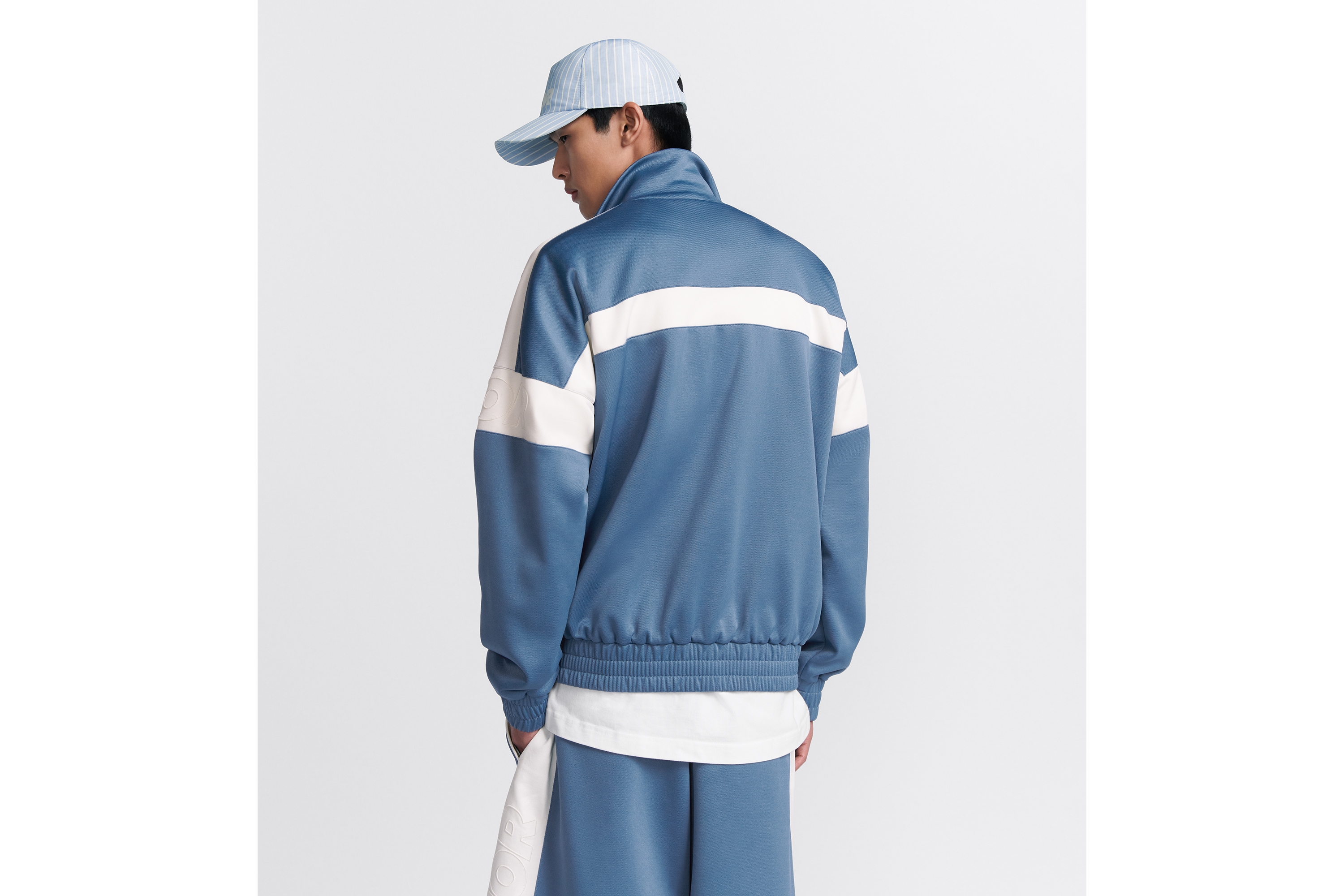 look_image_alt_prefix DIOR AND PARLEY Trainingsjacke mit Reißverschluss Parley Ocean Plastic® Jersey aus Baumwollmischung in Blau und Weiß E03