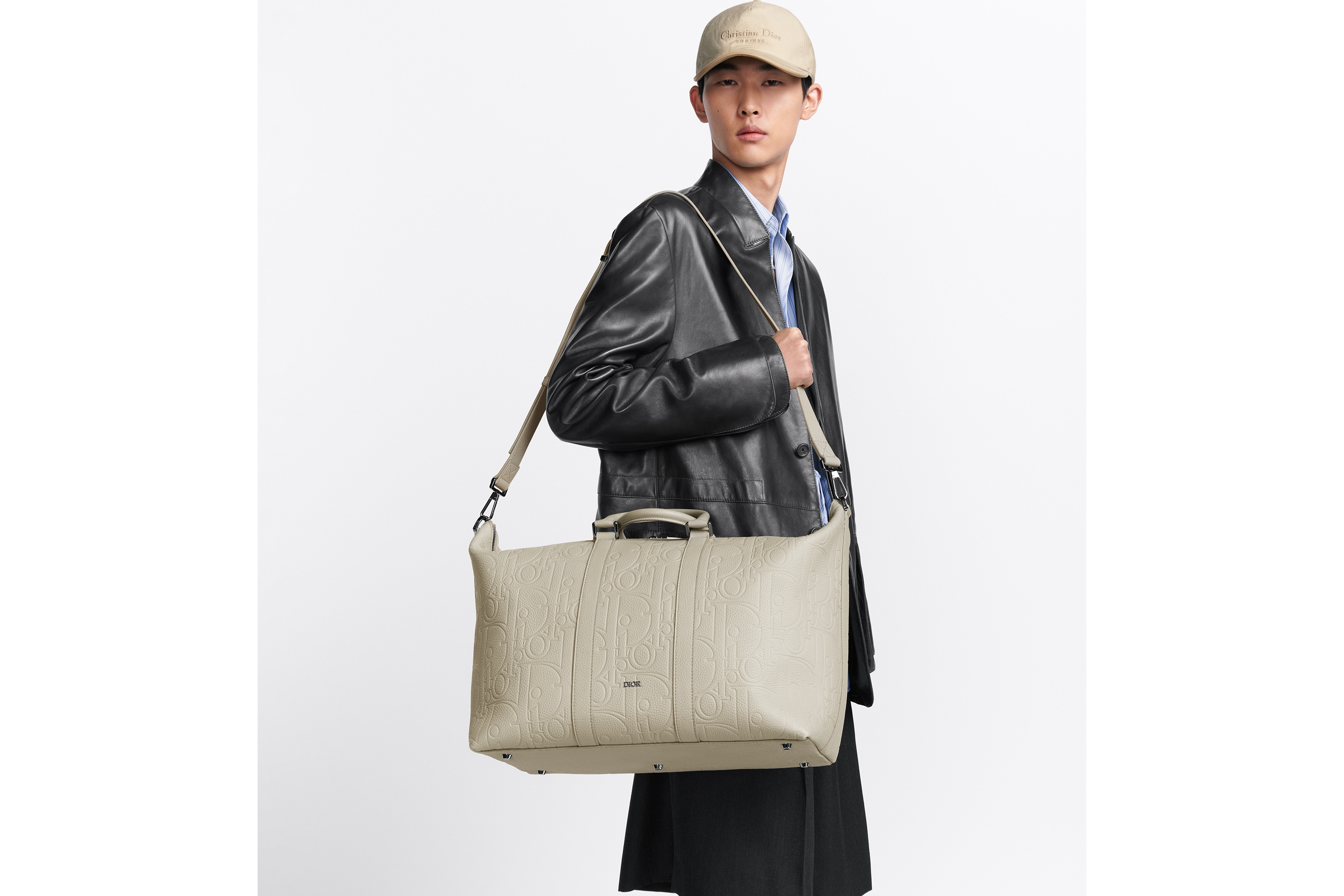 look_image_alt_prefix Weekender 40 バッグ ディオール グラビティ レザー & グレインドカーフスキン E19