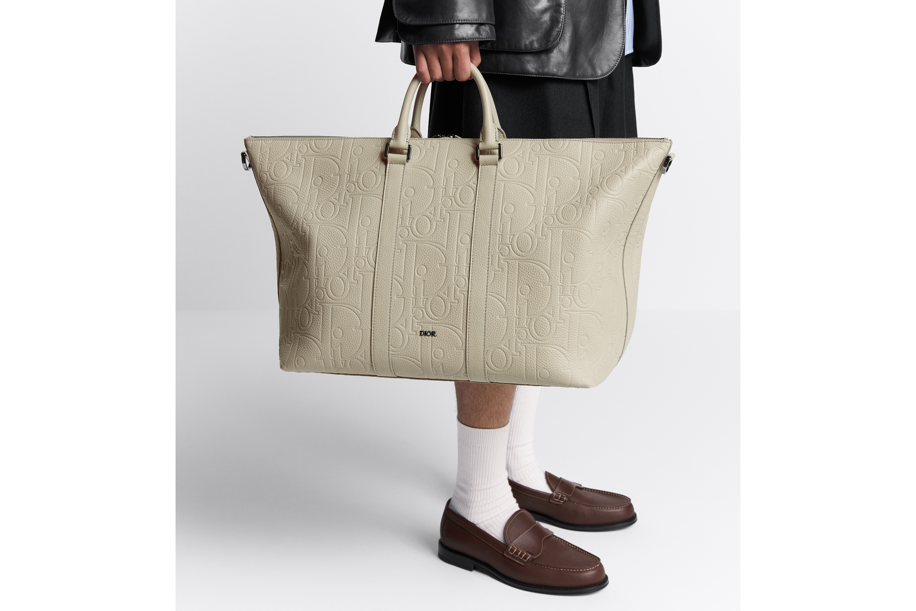 look_image_alt_prefix Weekender 40 バッグ ディオール グラビティ レザー & グレインドカーフスキン E20