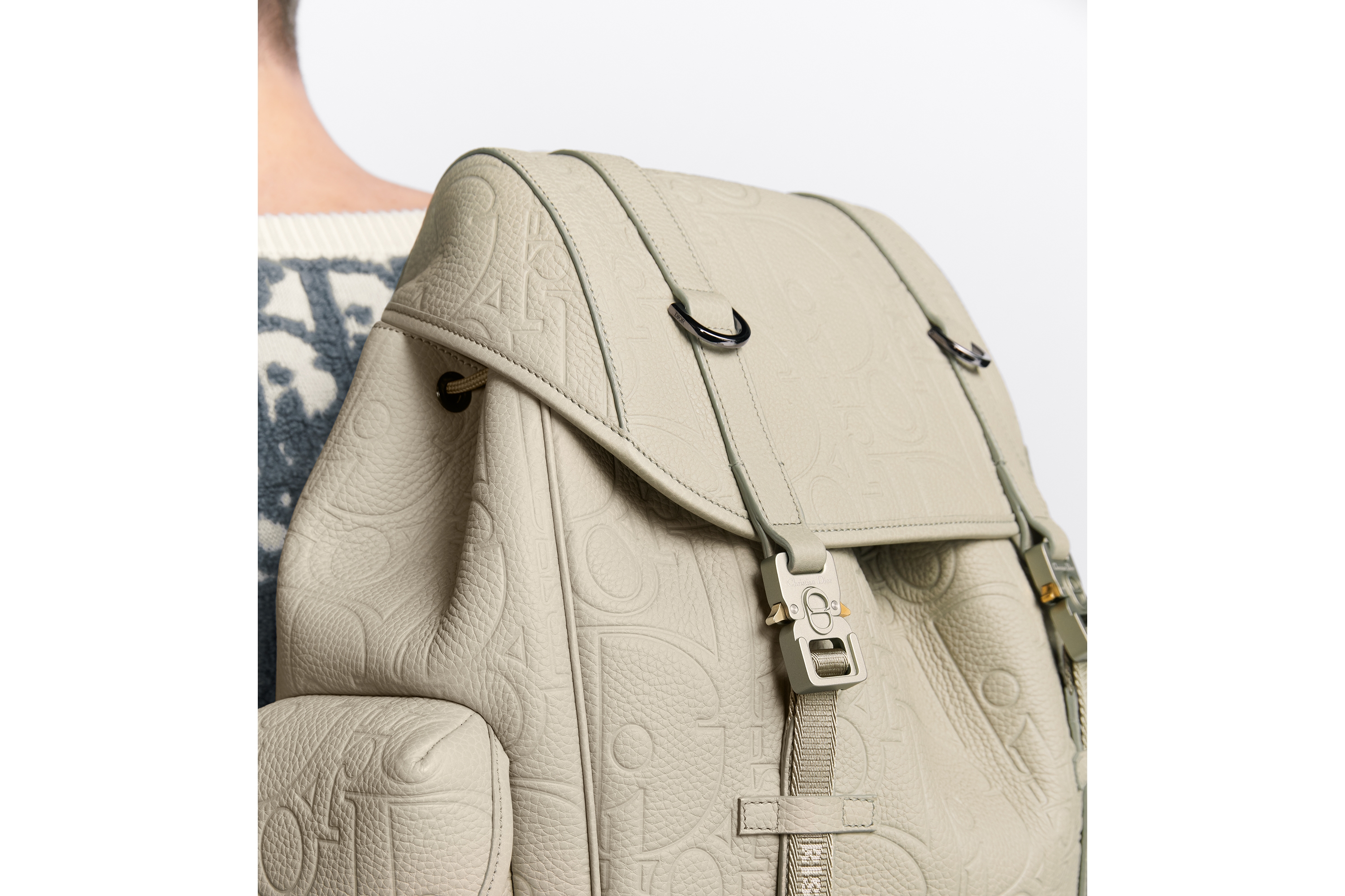 Look Dior Hit the Road Backpack with Flap Beige Dior Gravity Leather and Beige Grained Calfskin E20