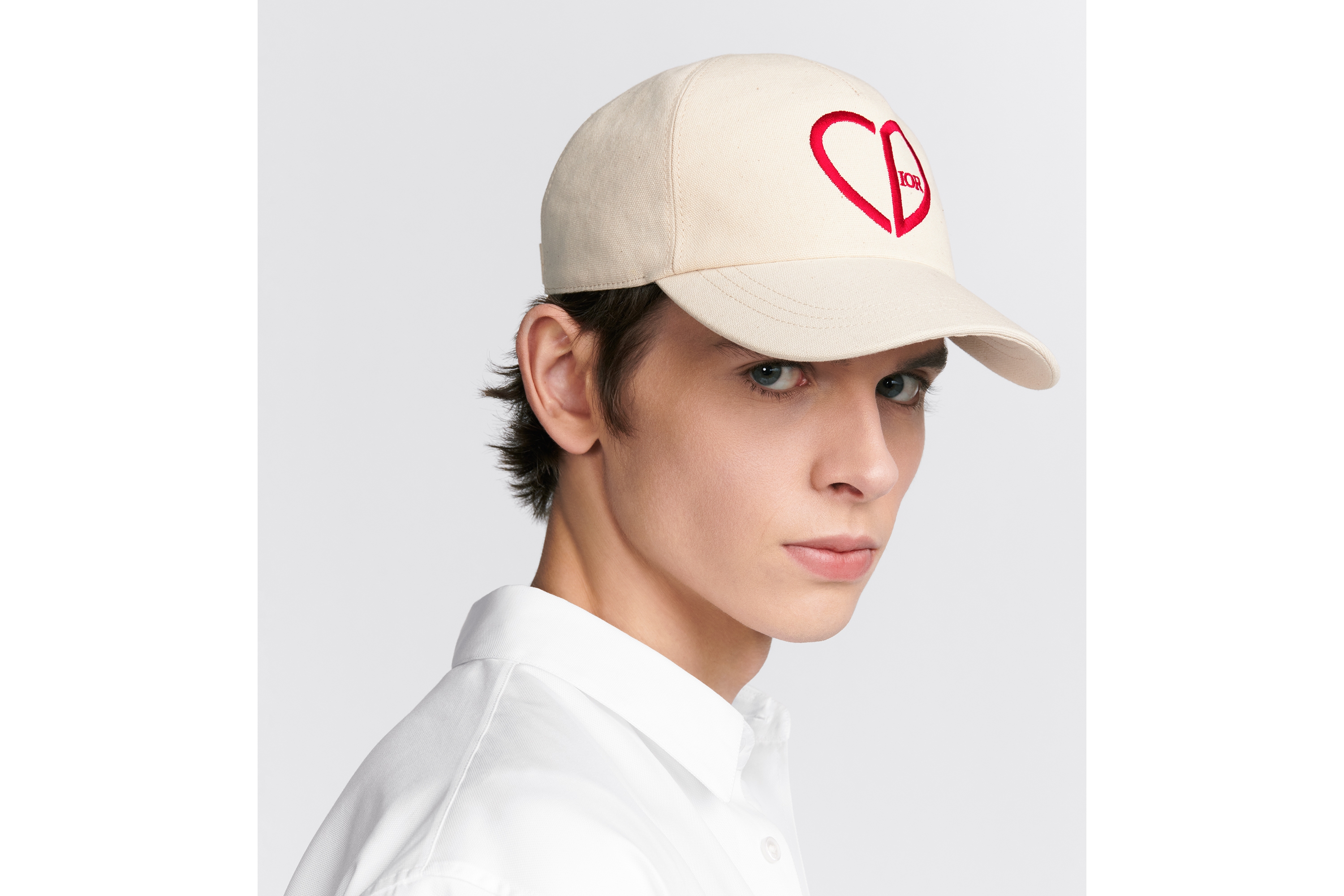  CD Heart 캡 에크루 코튼 E26