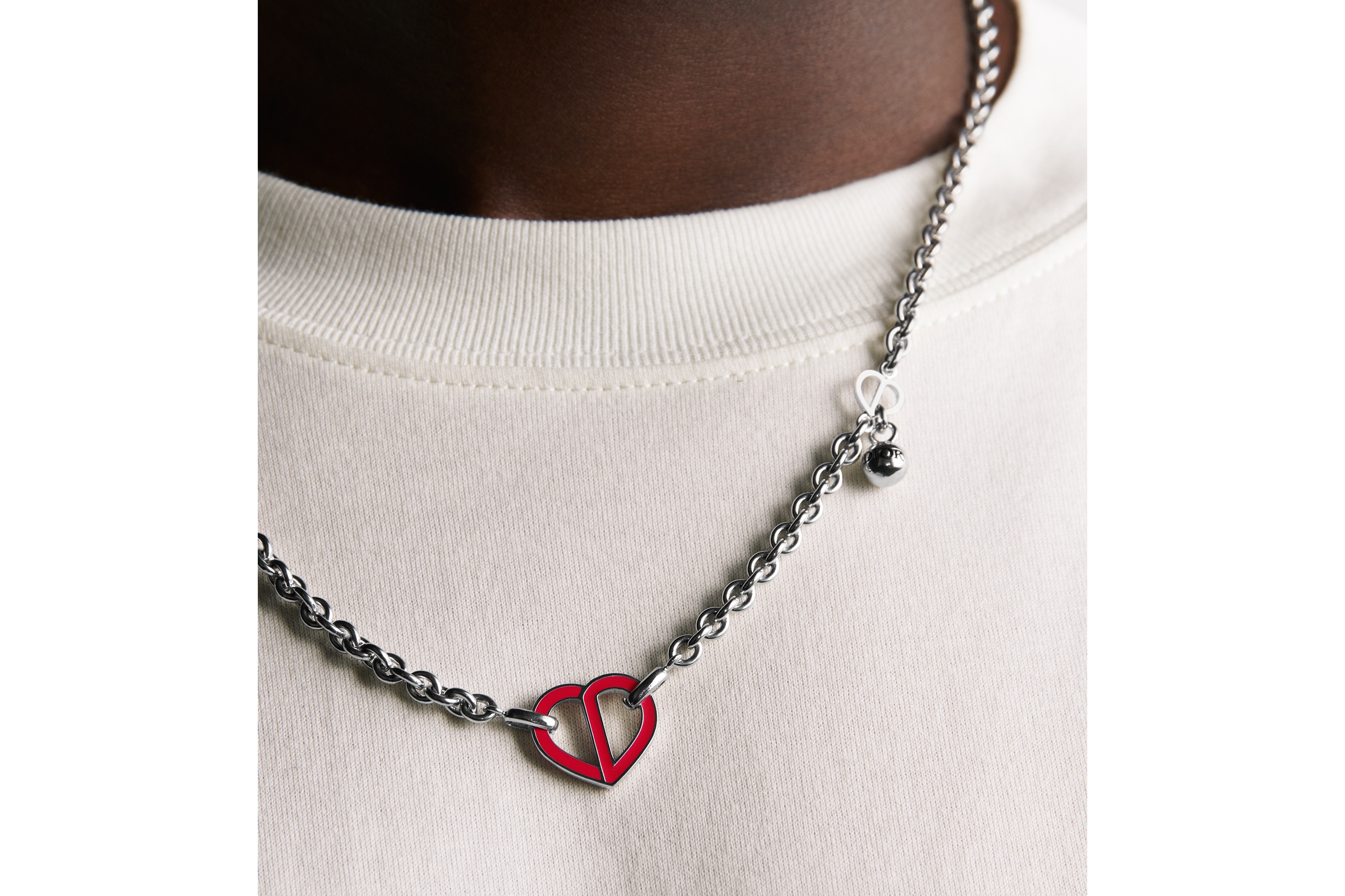 Look Dior CD Heart Necklace Silver-Finish Brass with Red and Black Resin E40