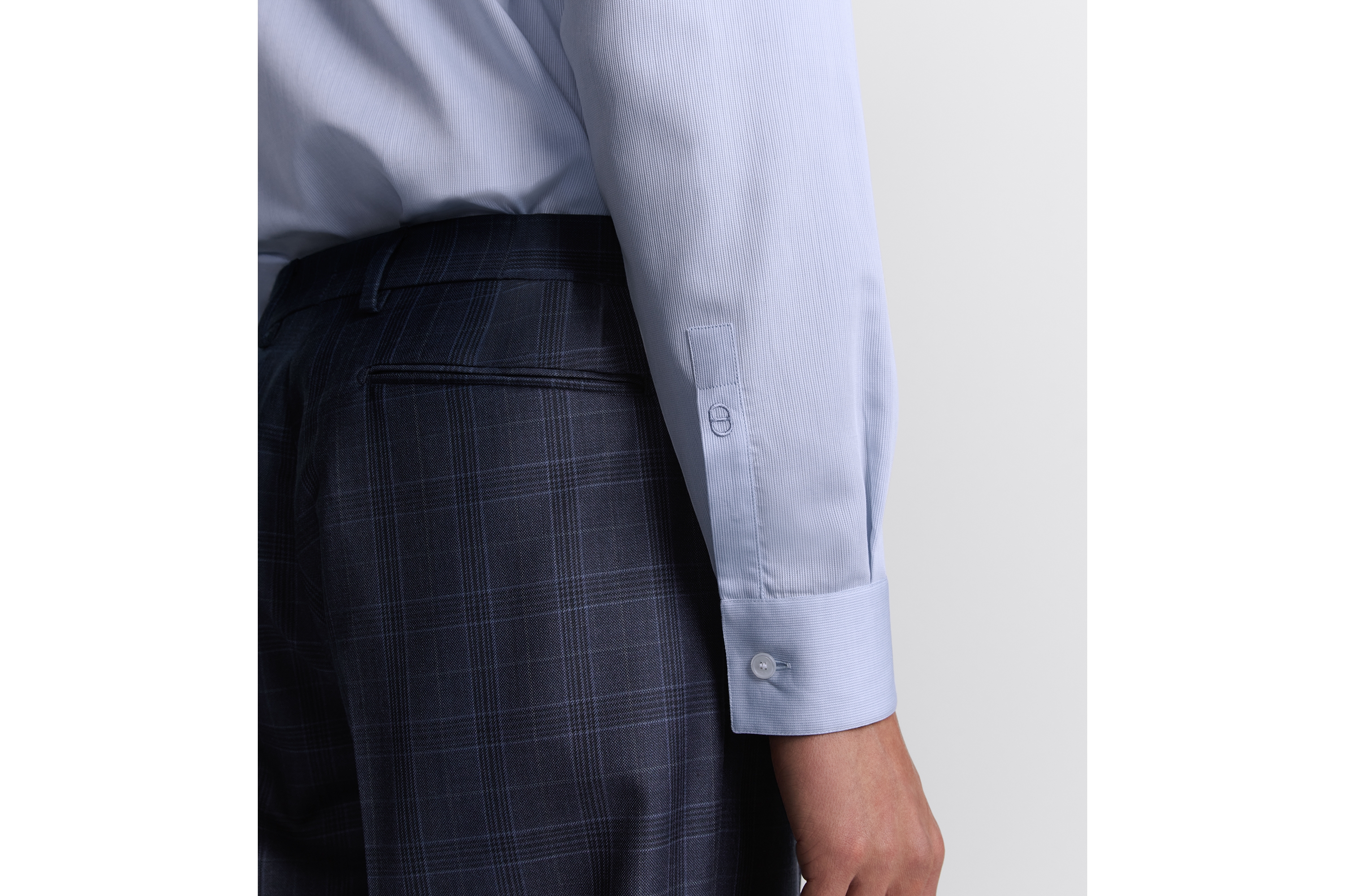 Look Shirt with CD Embroidered Cuff Blue Checkered Cotton Poplin E10