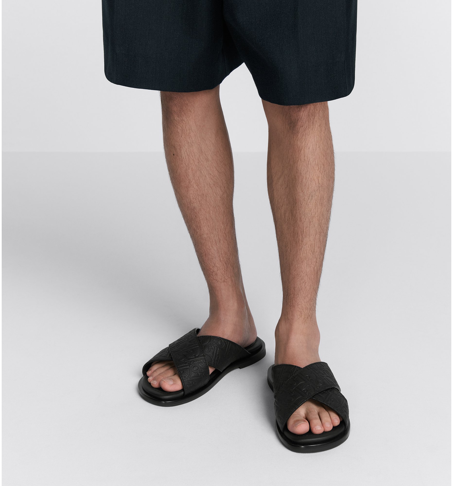 aria_look Dior Alias Sandal